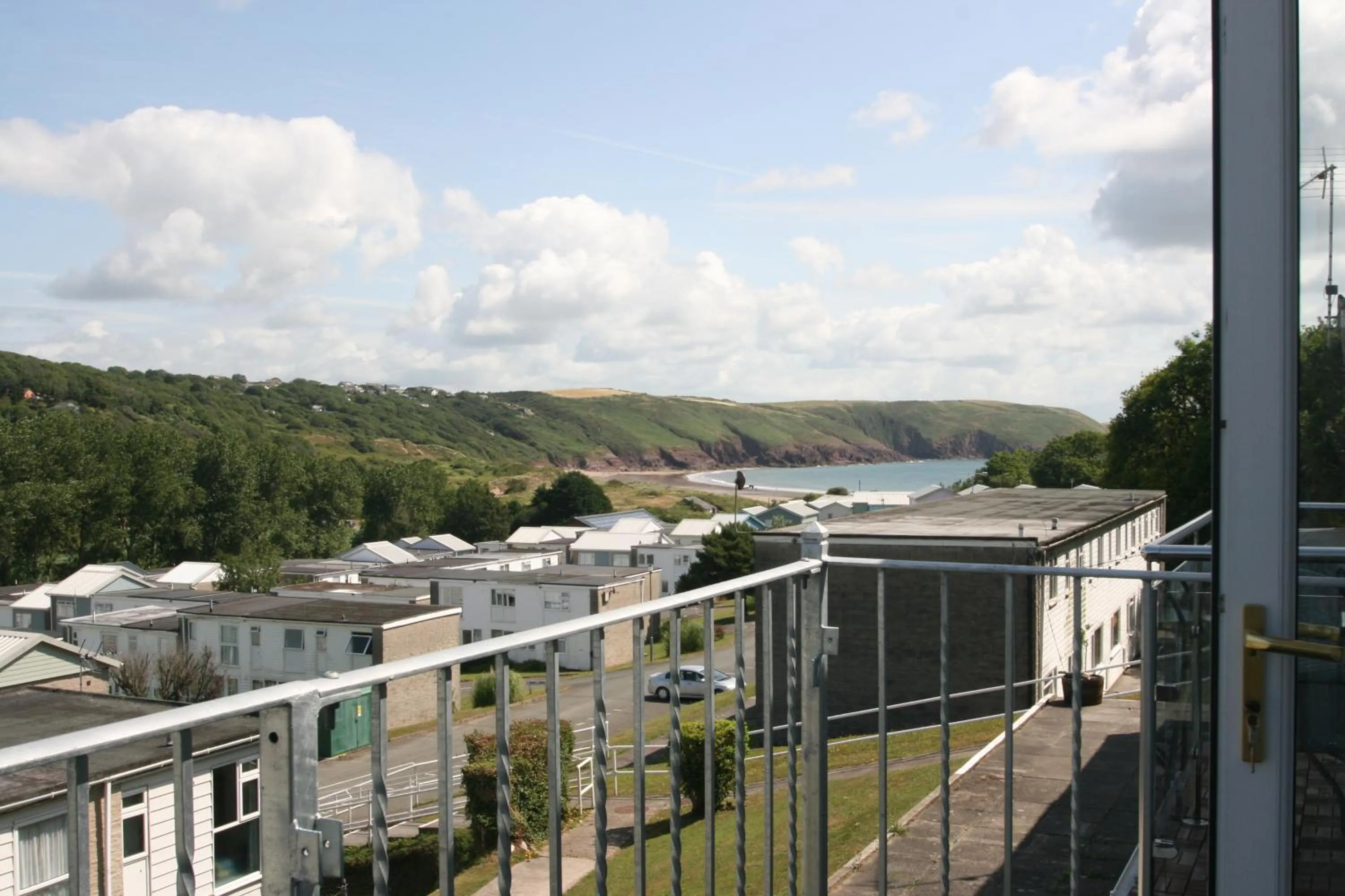 Balcony/Terrace in Freshwater Bay Holiday Cottages