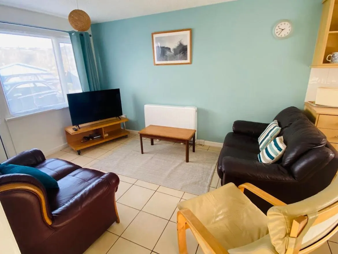 Freshwater Bay Holiday Cottages