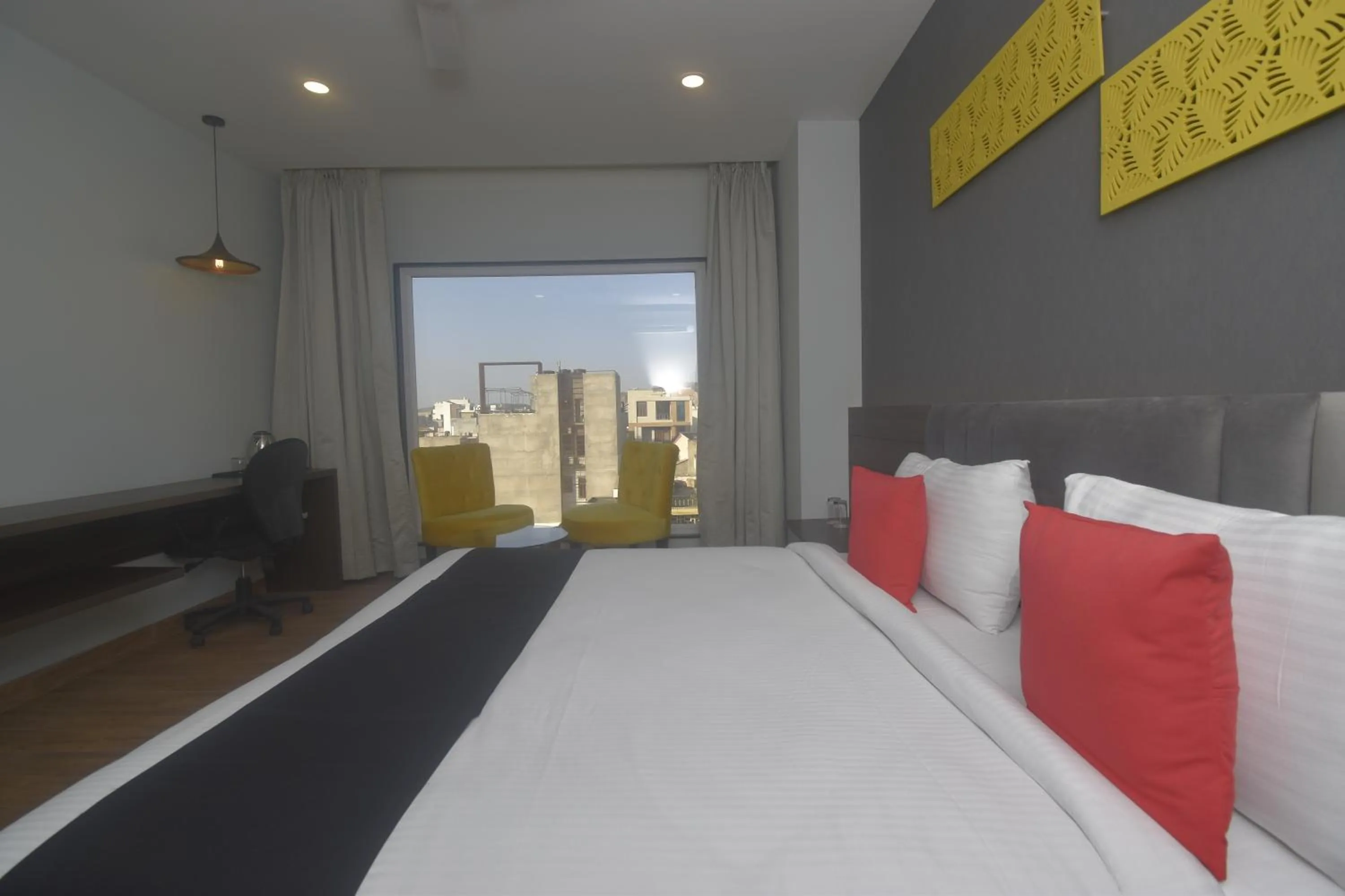 Bed in Ka10 SQUARE HOTEL & BANQUETS