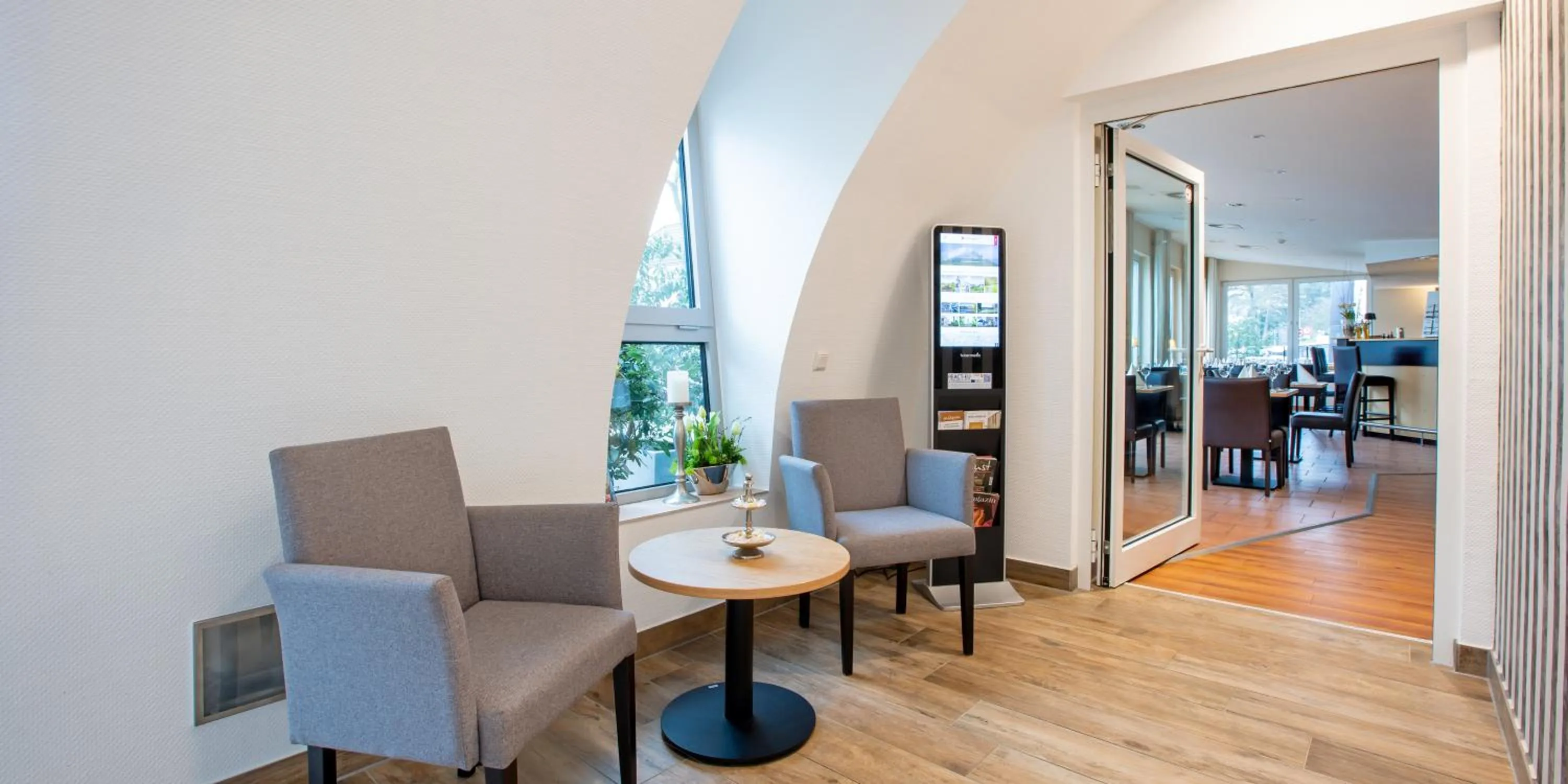 Lobby or reception in Hotel Hangelar