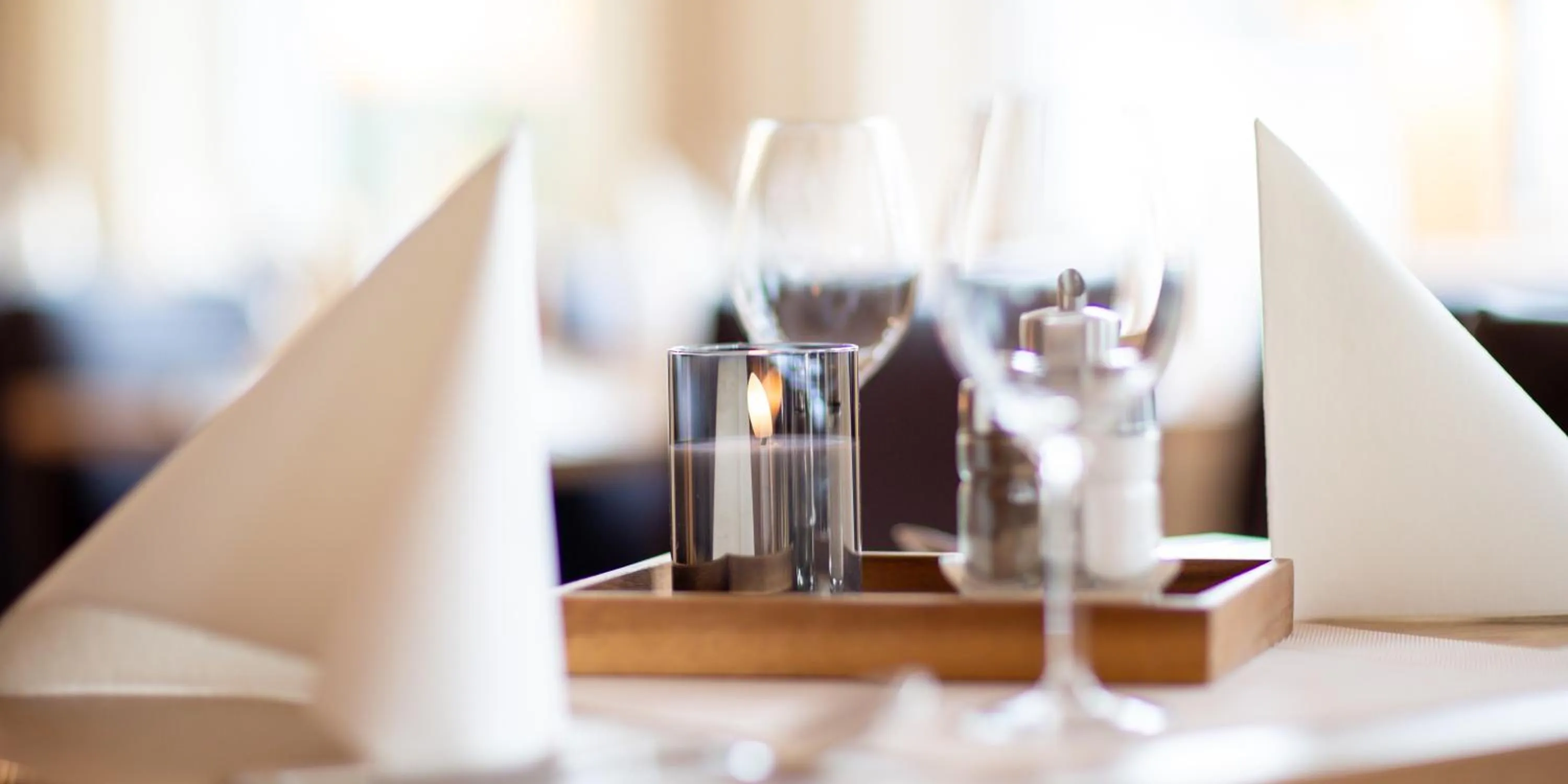 Restaurant/places to eat in Hotel Hangelar