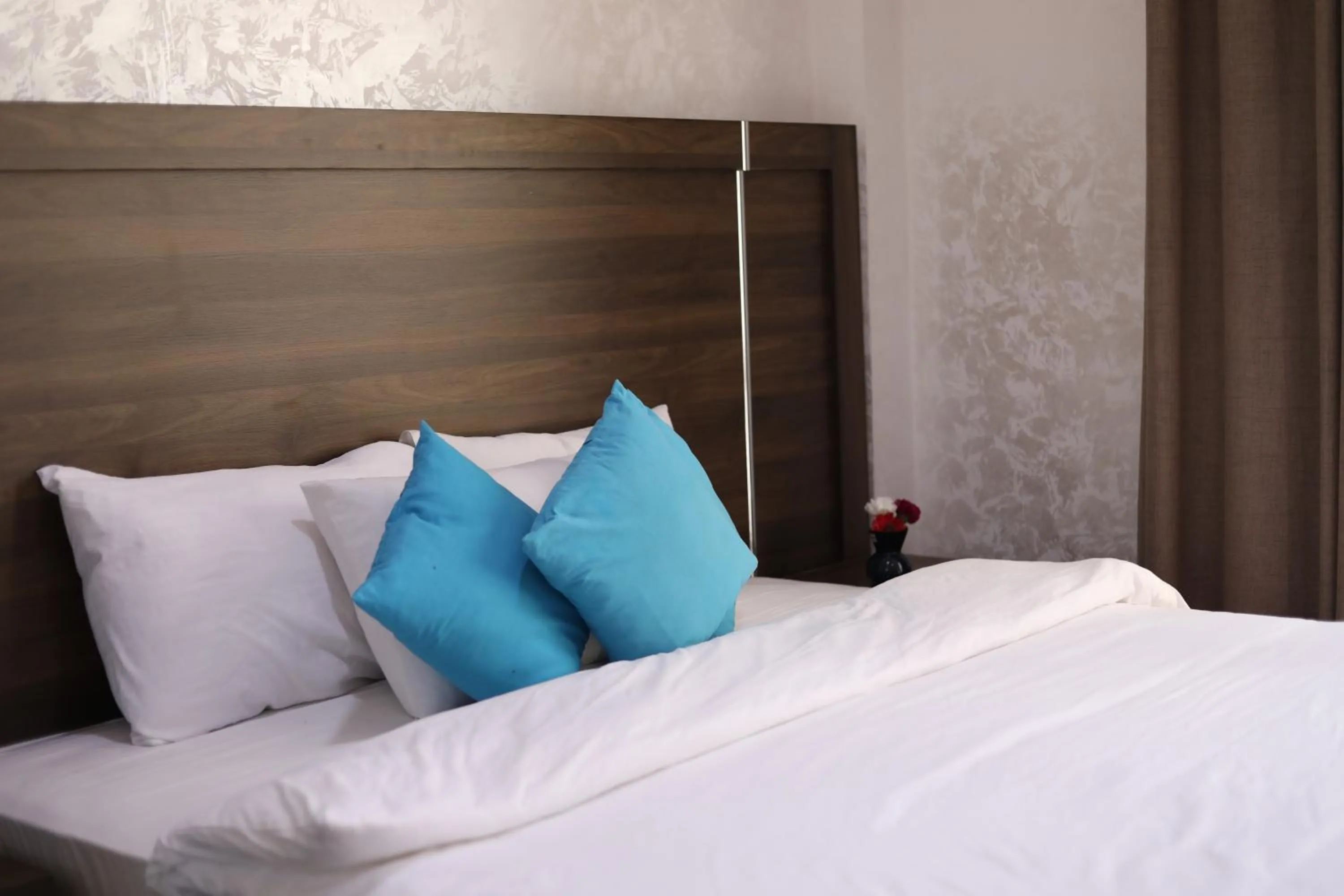 Bed in The Castle Hotel