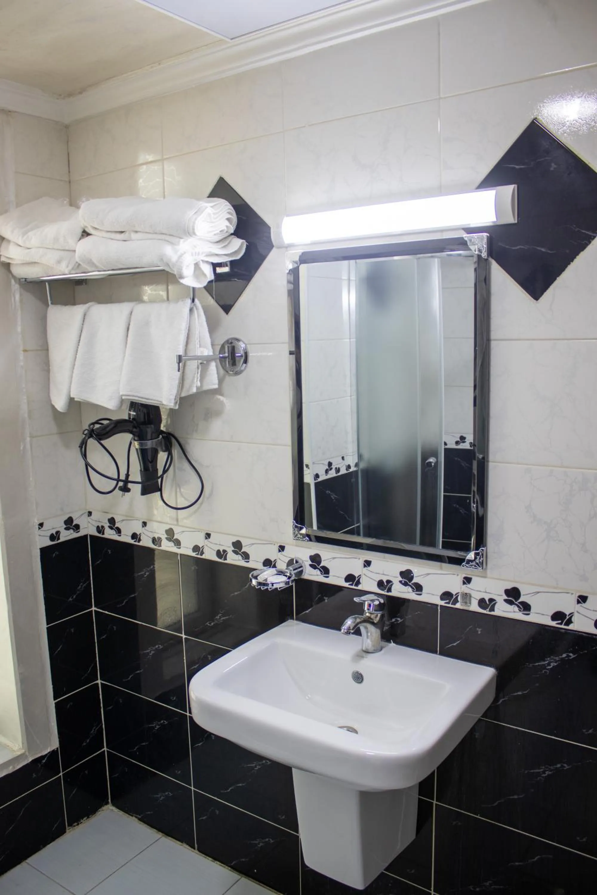 Shower in The Castle Hotel