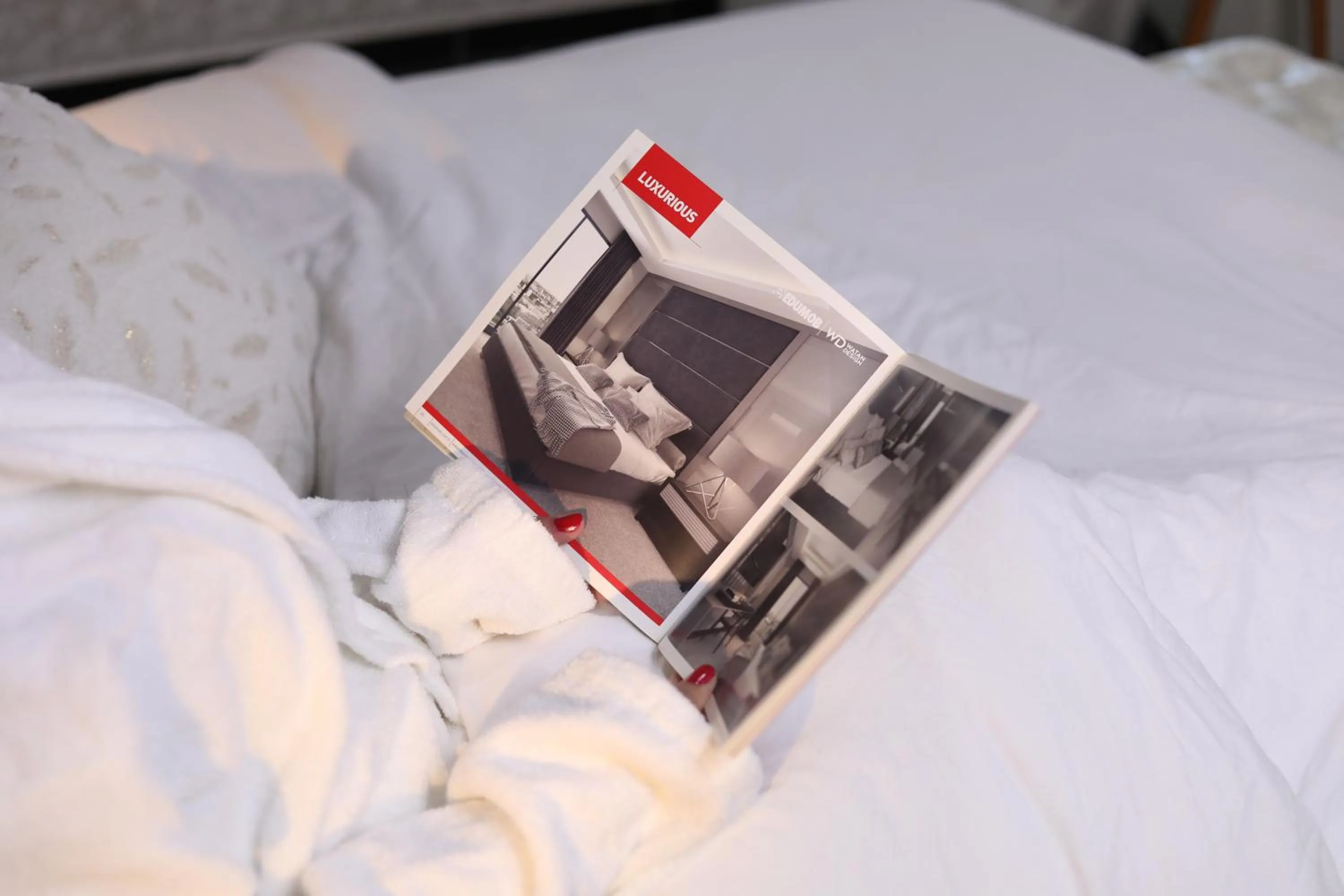 Property building, Bed in The Castle Hotel