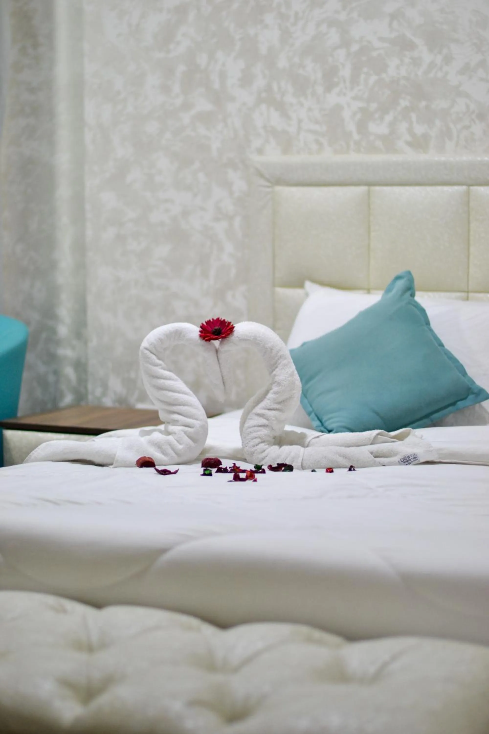 Bed in The Castle Hotel