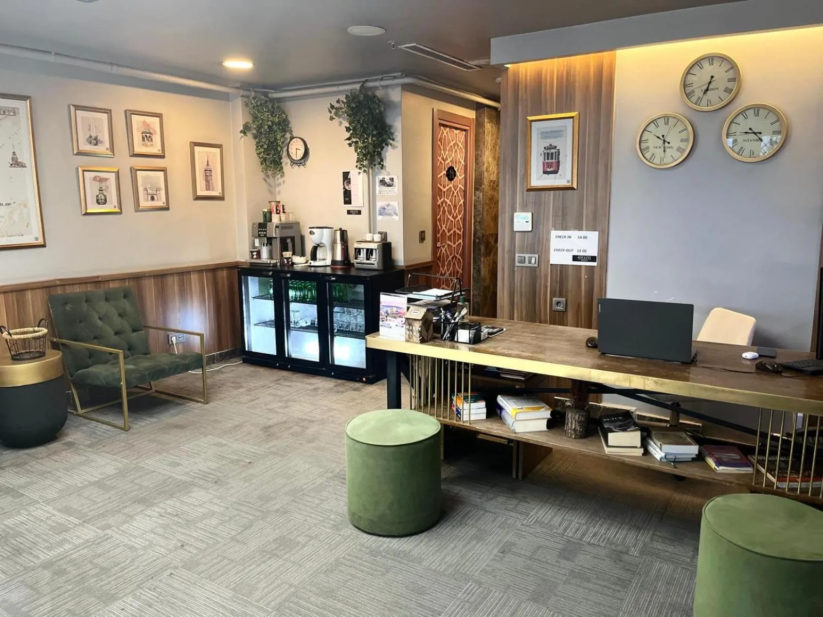 Lobby or reception in Perante Hotel Şişli