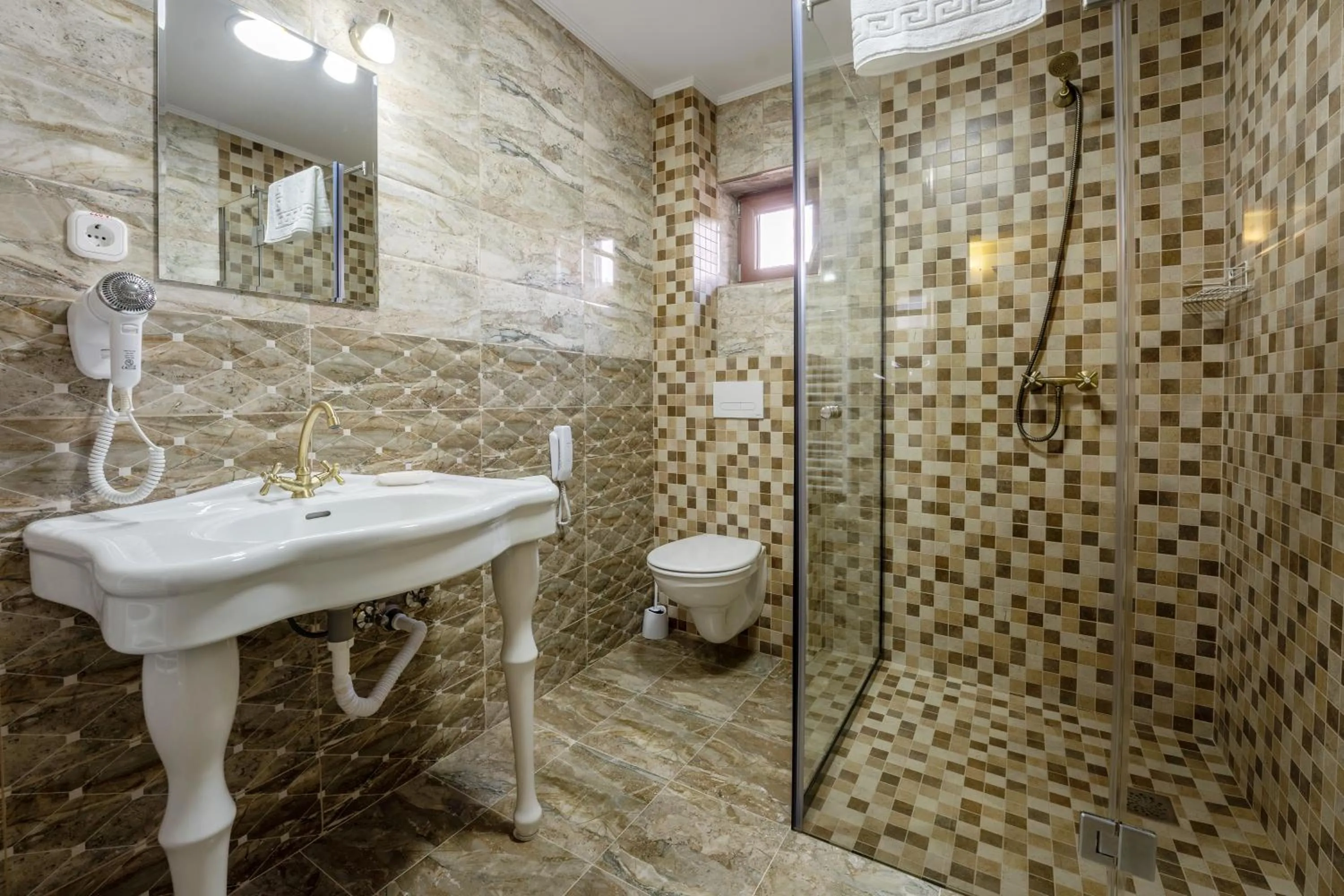 Shower in Hotel PrincesSophie