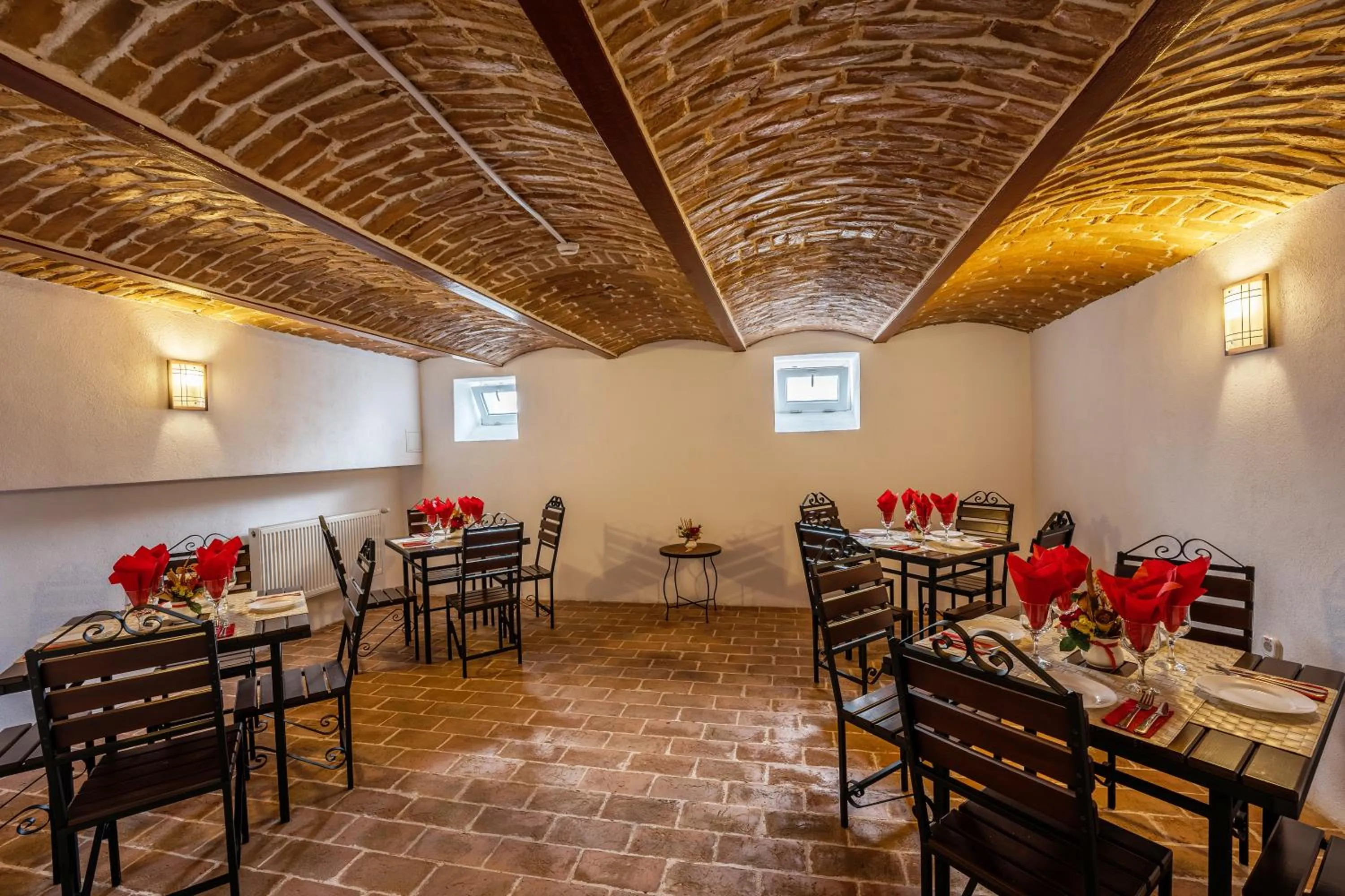 Restaurant/places to eat in Hotel PrincesSophie