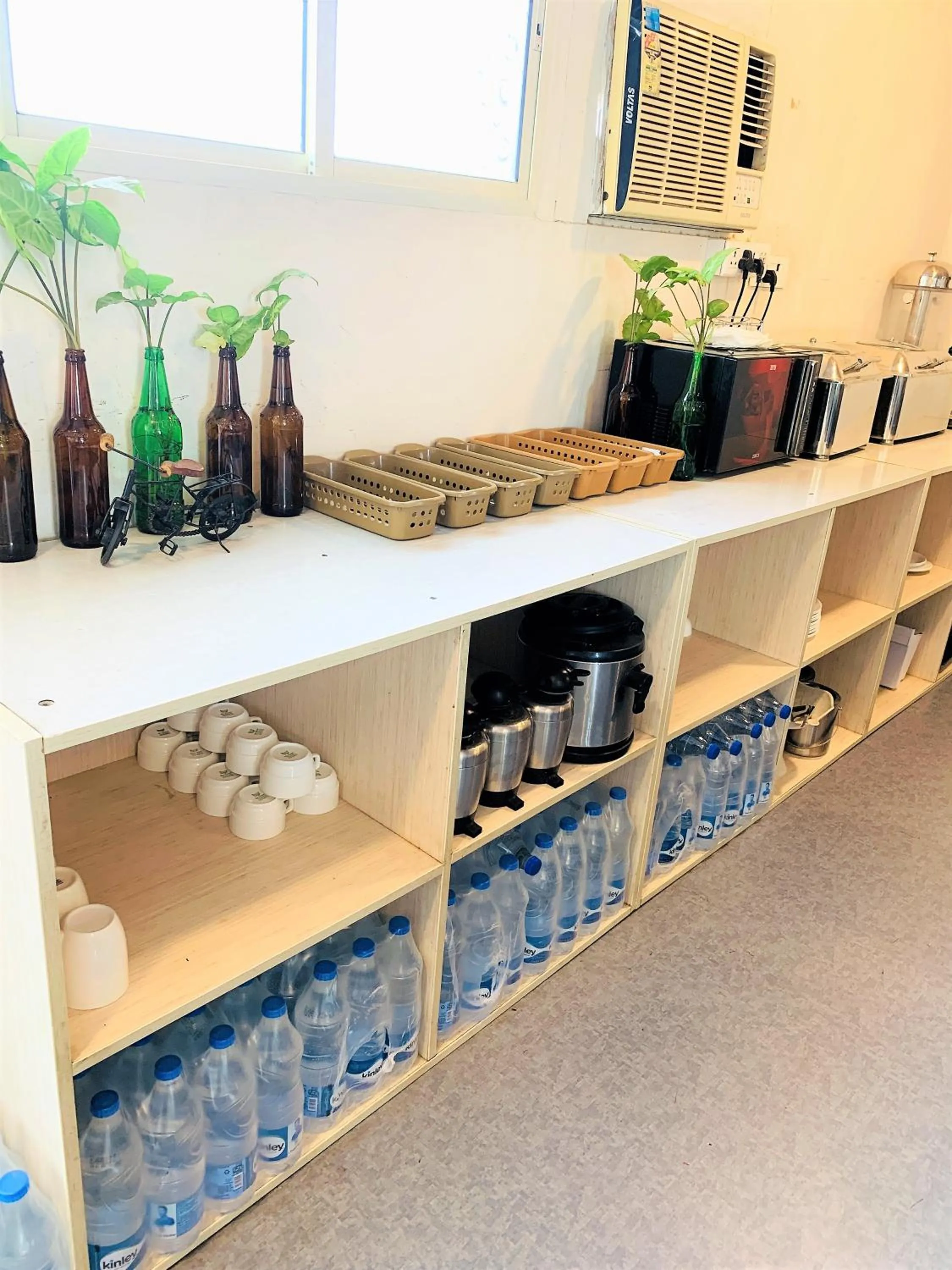 Communal kitchen in Lime Tree Hotel Pulkit Gurgaon-Artemis Hospital, Nearest Metro Huda City Centre