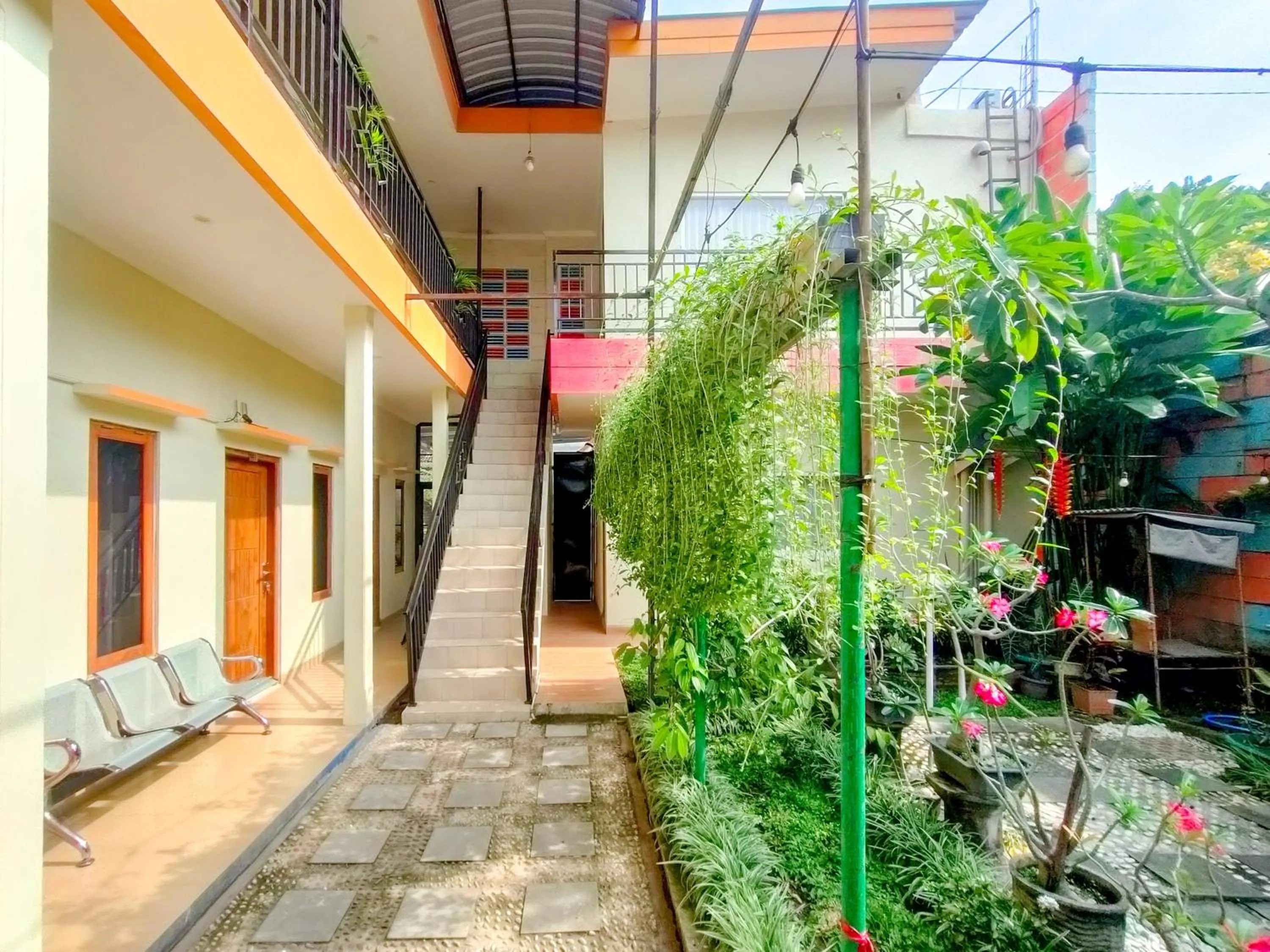 Property building in RedDoorz Syariah at Graha Adi Karya Kartasura