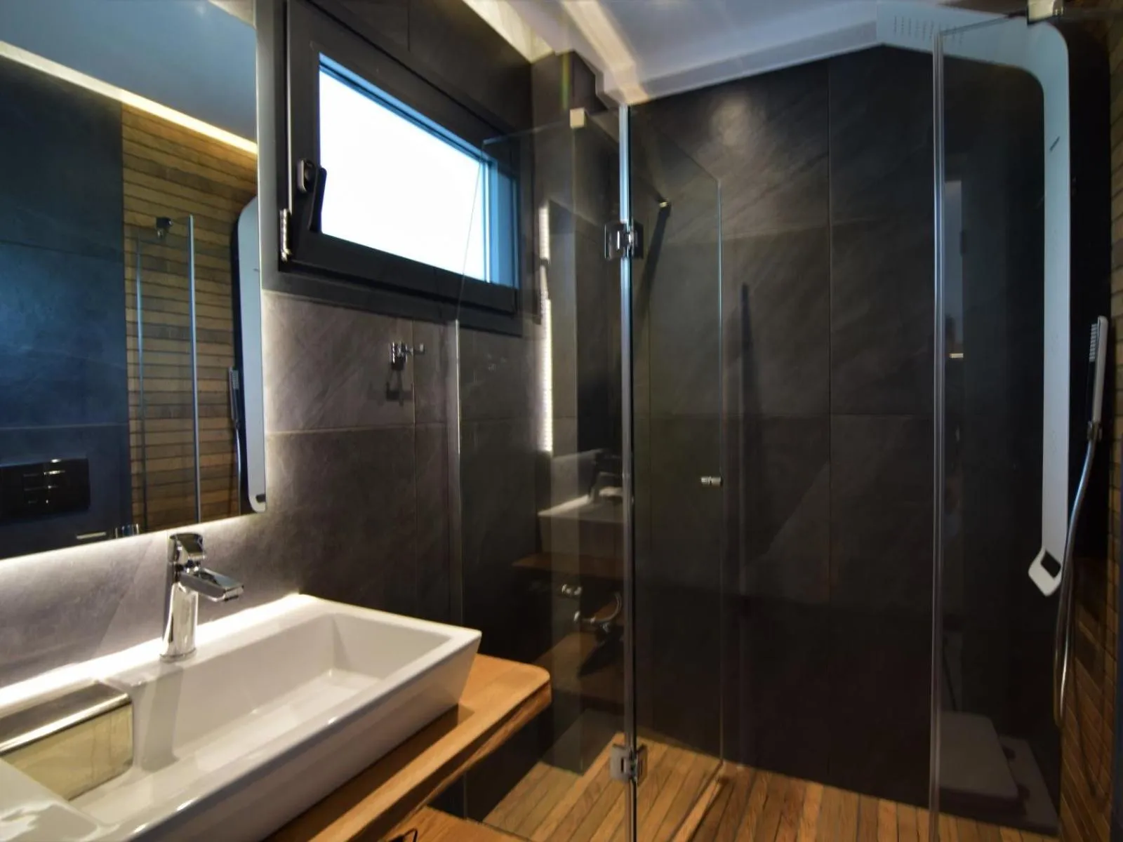 Shower in Aloe The Green Suites - Nikiti Halkidiki