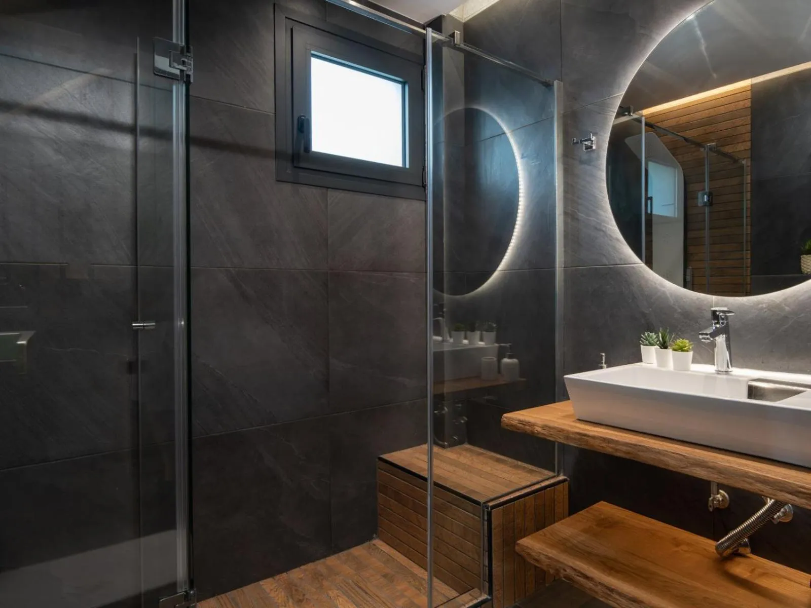 Shower in Aloe The Green Suites - Nikiti Halkidiki