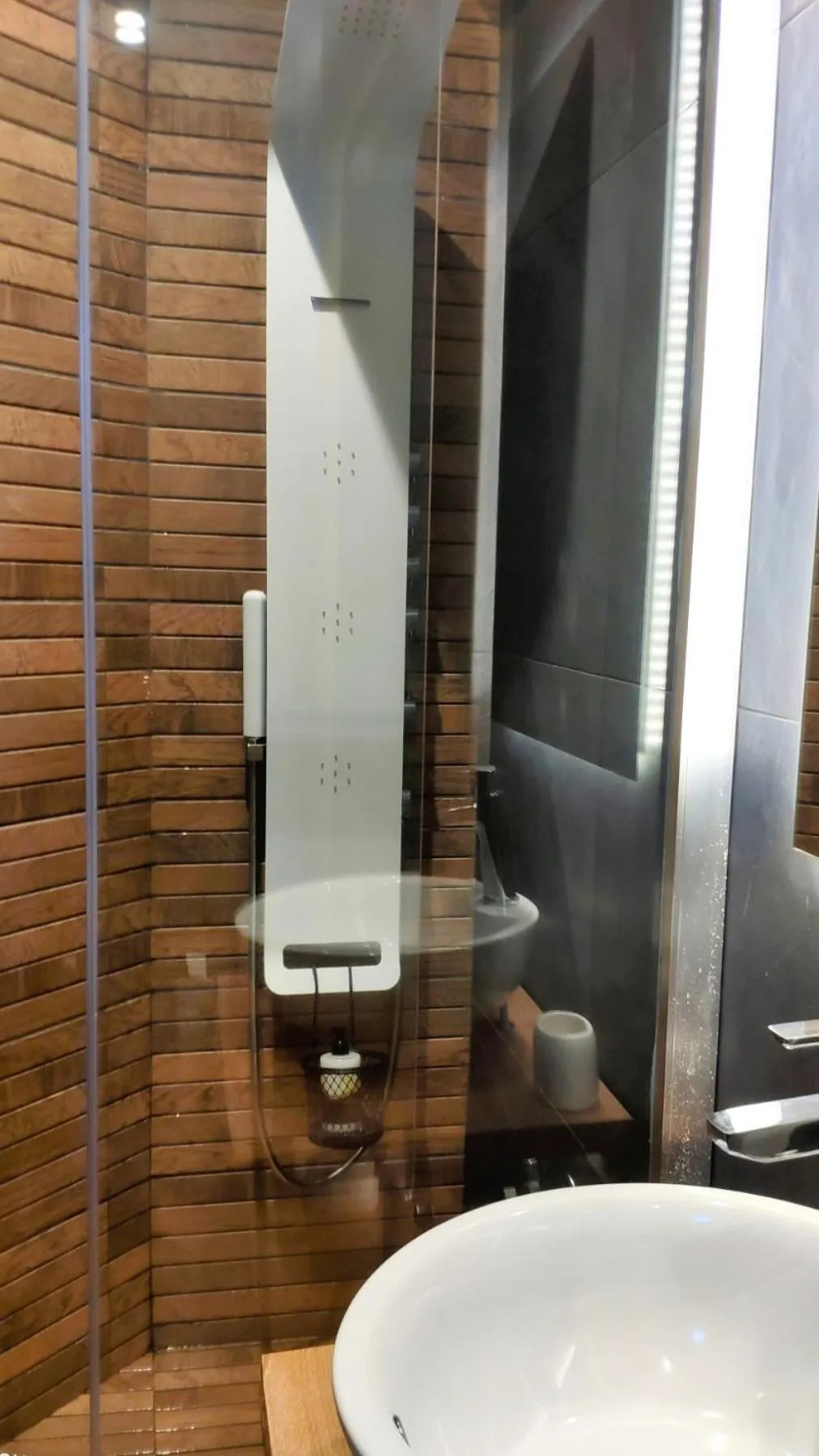 Shower in Aloe The Green Suites - Nikiti Halkidiki