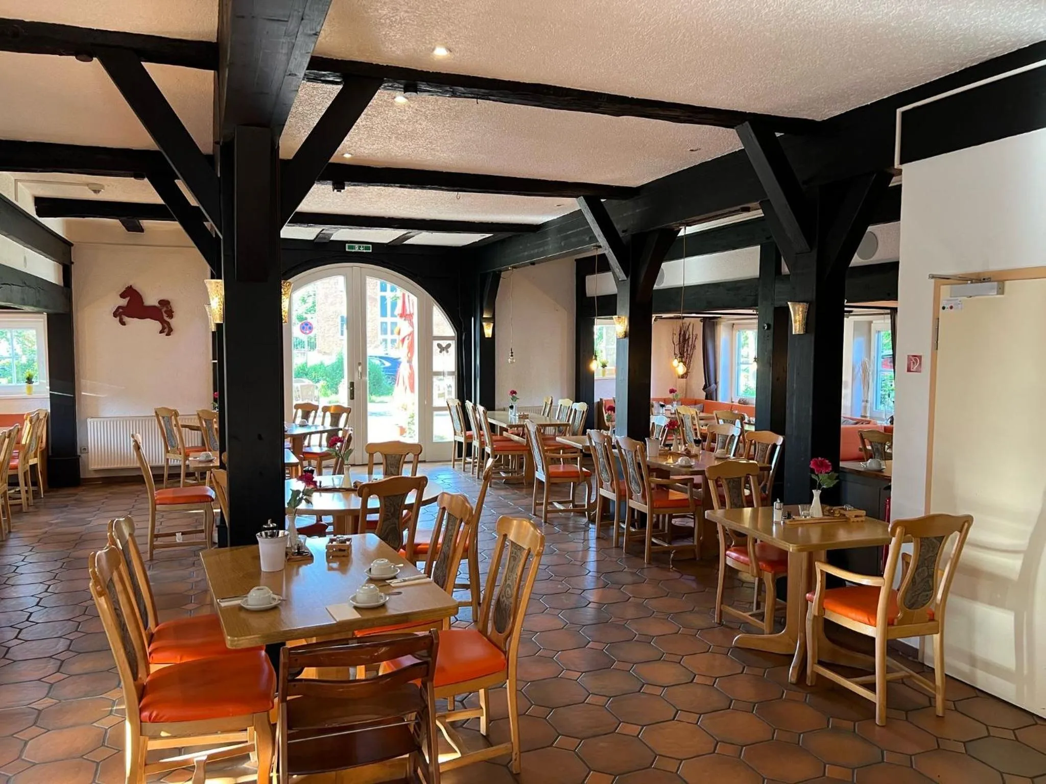 Restaurant/places to eat in Ihr Ferien Hotel Brunnenhof