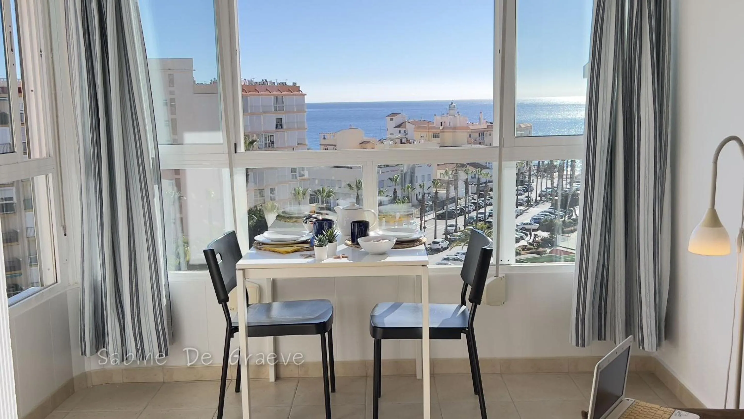 Breakfast in Carabela-C704 Few steps from the beach, sand and pool Nerja