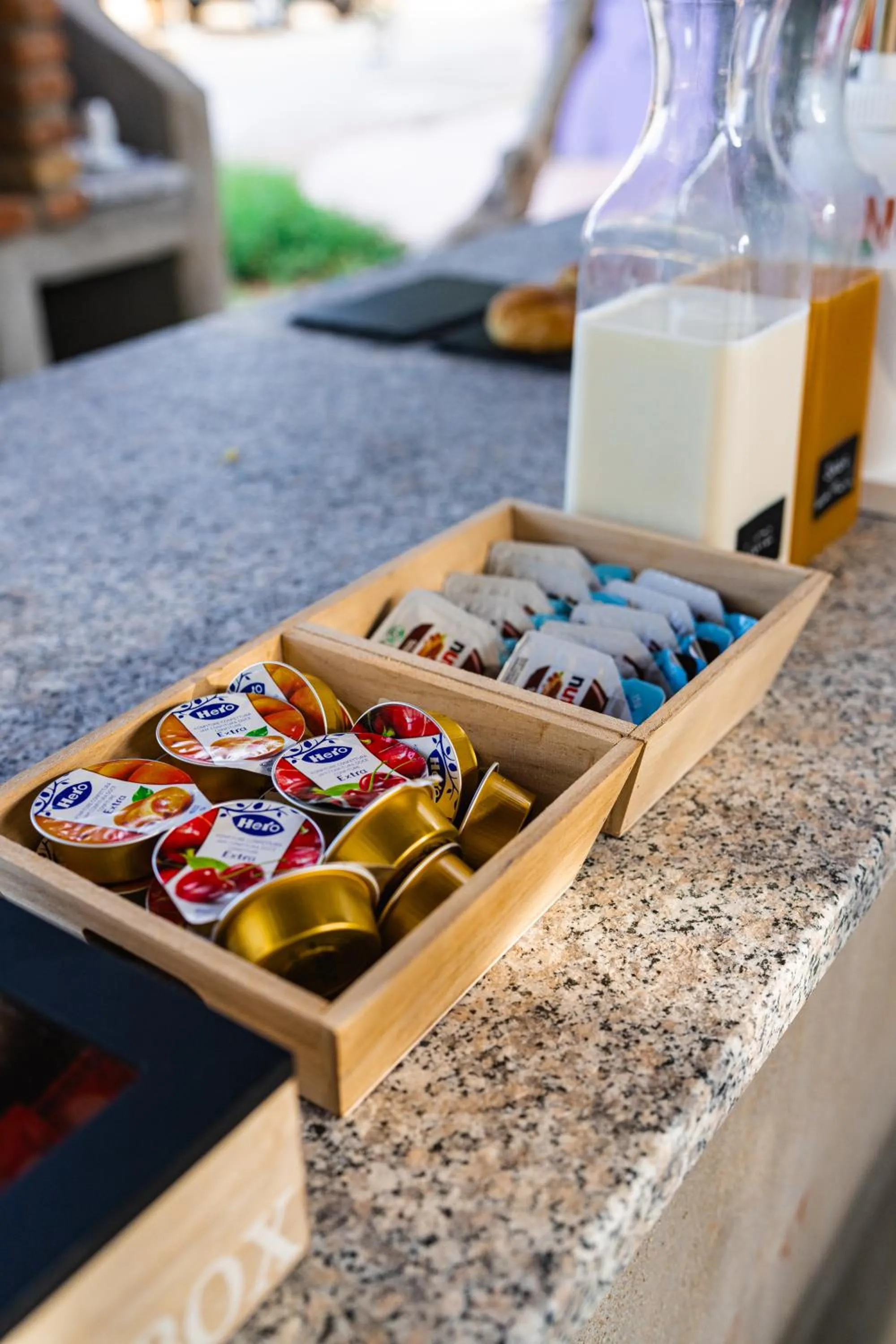 Breakfast in Funtana'e Mari