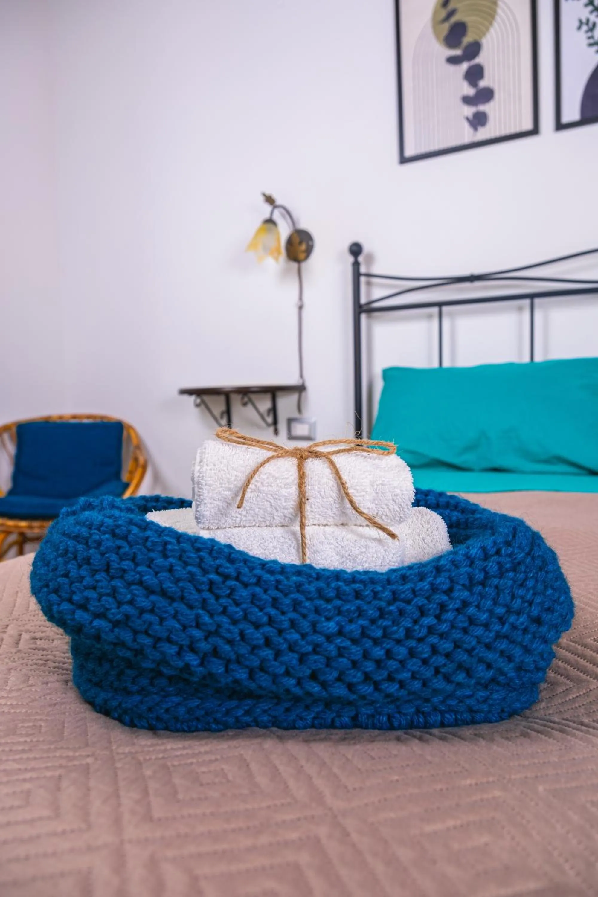 Photo of the whole room, Bed in Funtana'e Mari