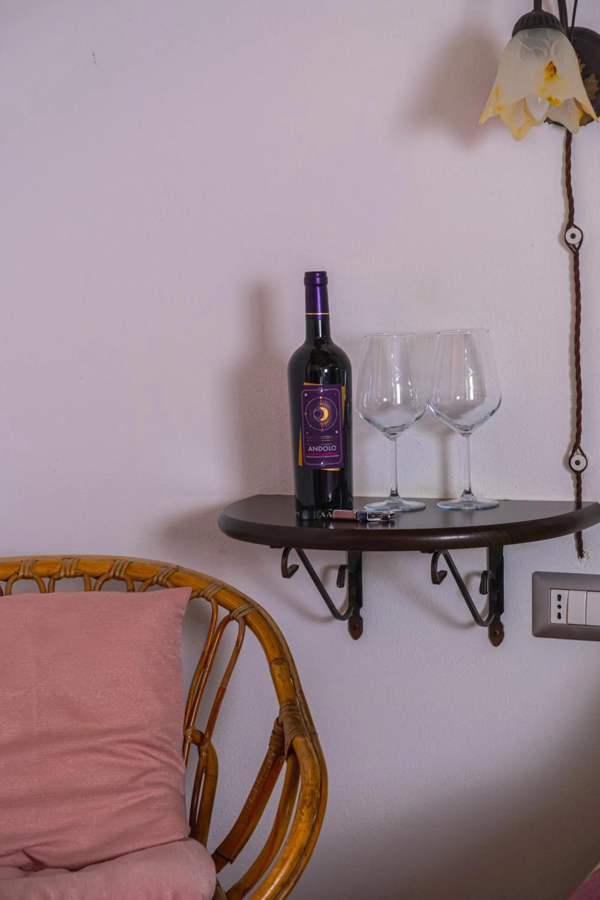 room service in Funtana'e Mari