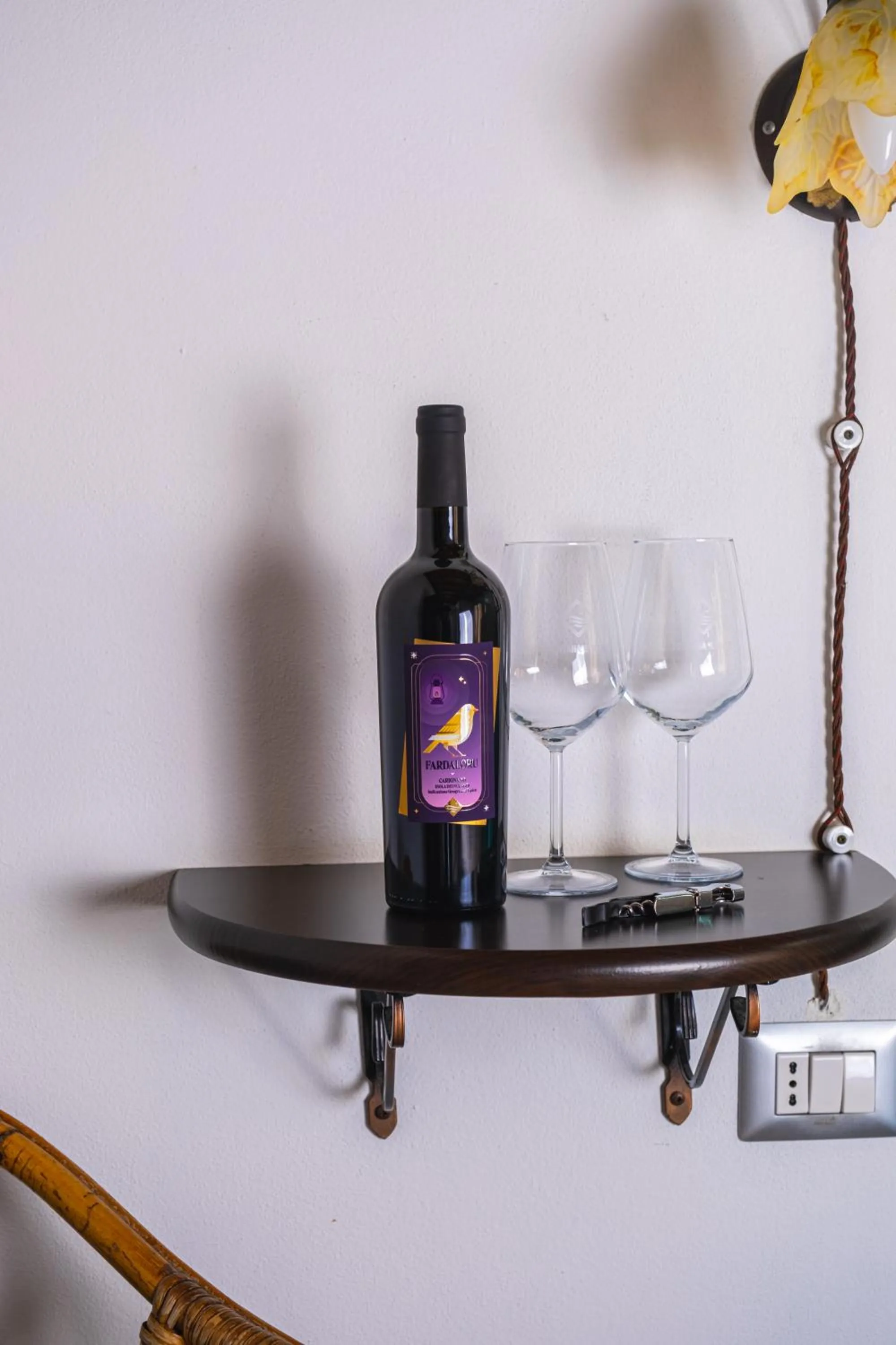 room service in Funtana'e Mari