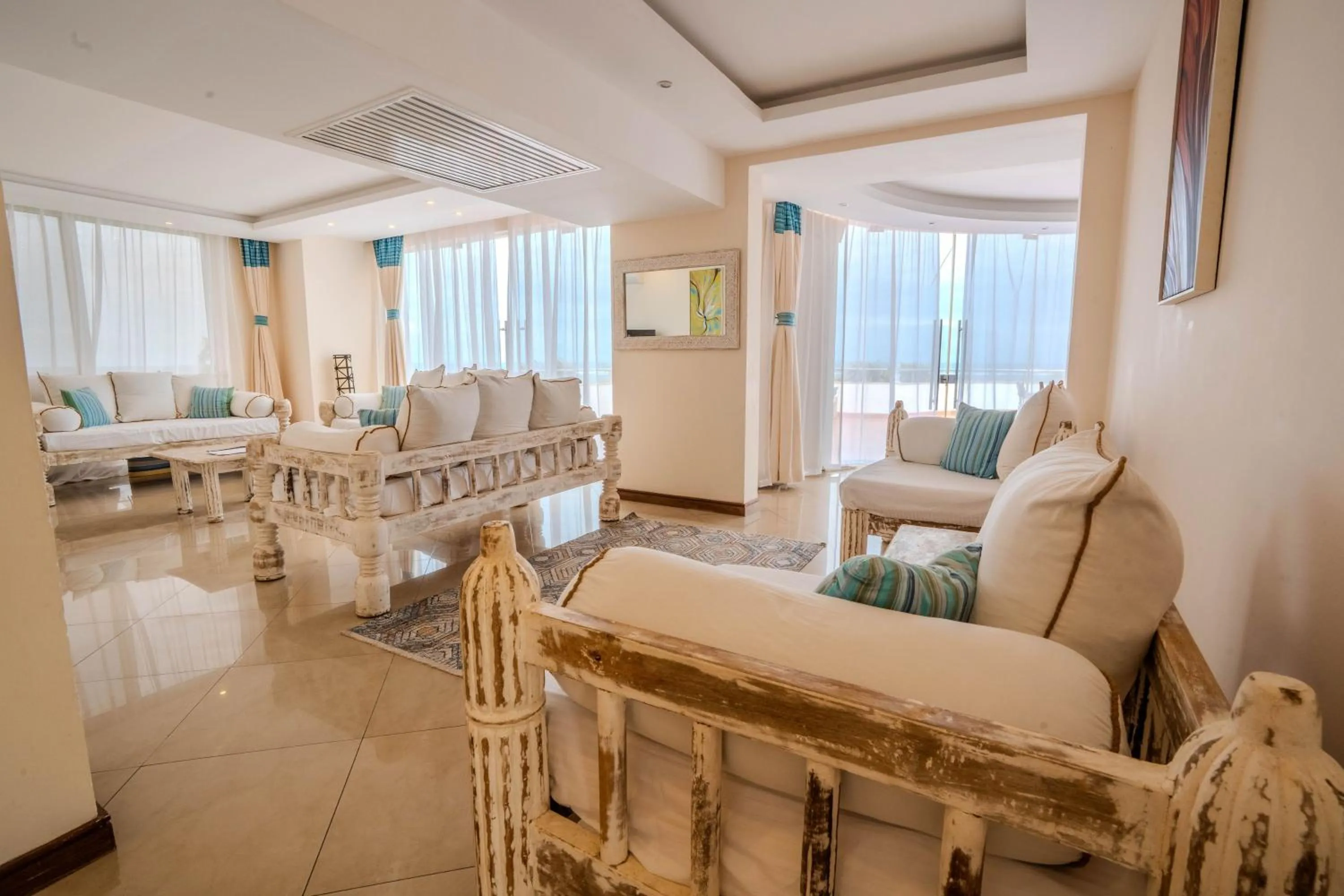 Living room in Kilua Residences by CityBlue, Mombasa