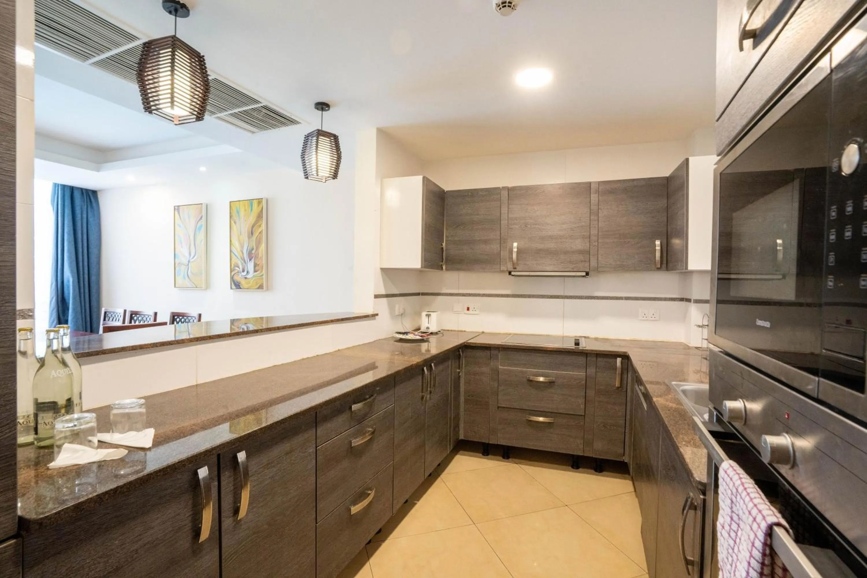 Kitchen or kitchenette in Kilua Residences by CityBlue, Mombasa