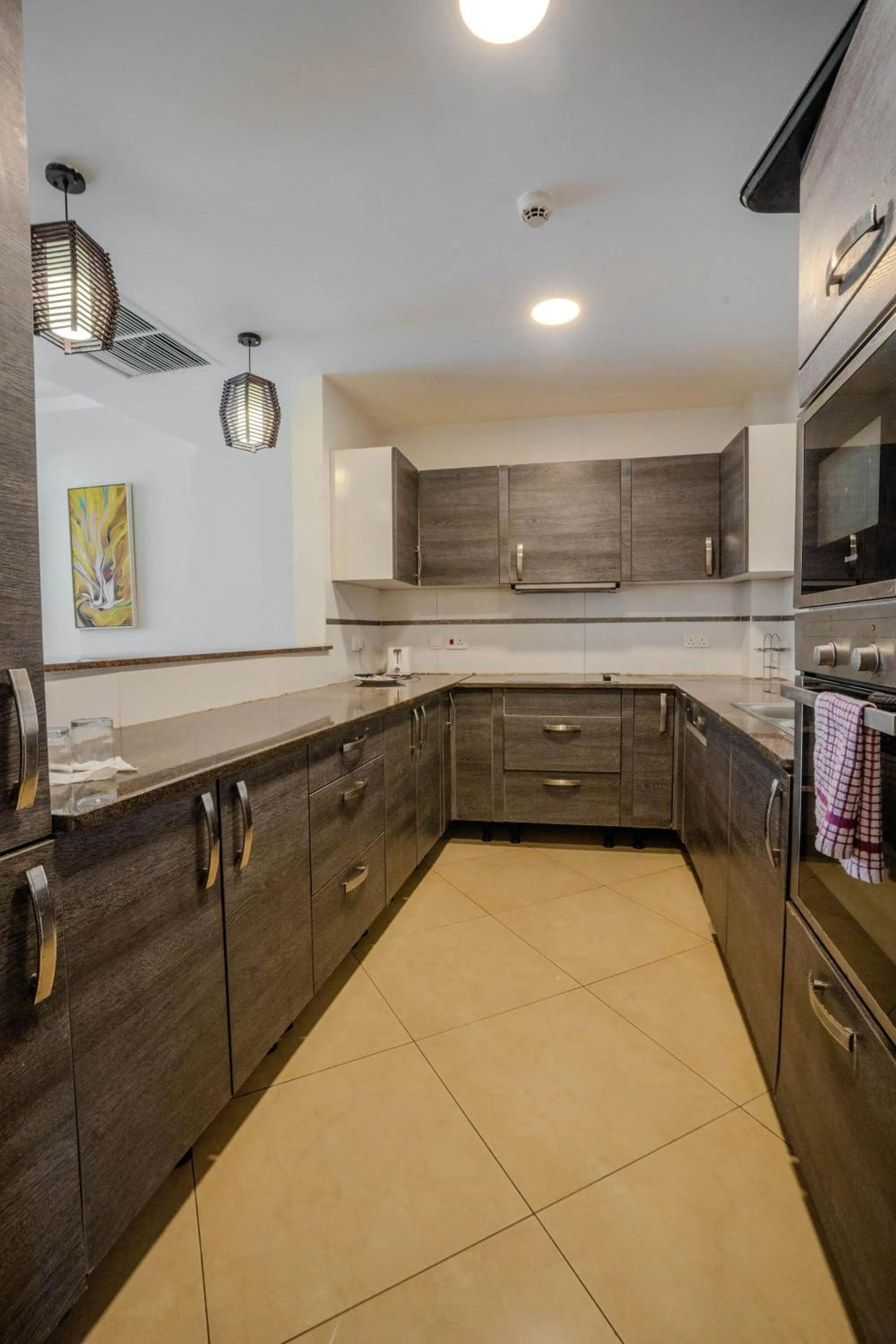 Kitchen or kitchenette in Kilua Residences by CityBlue, Mombasa