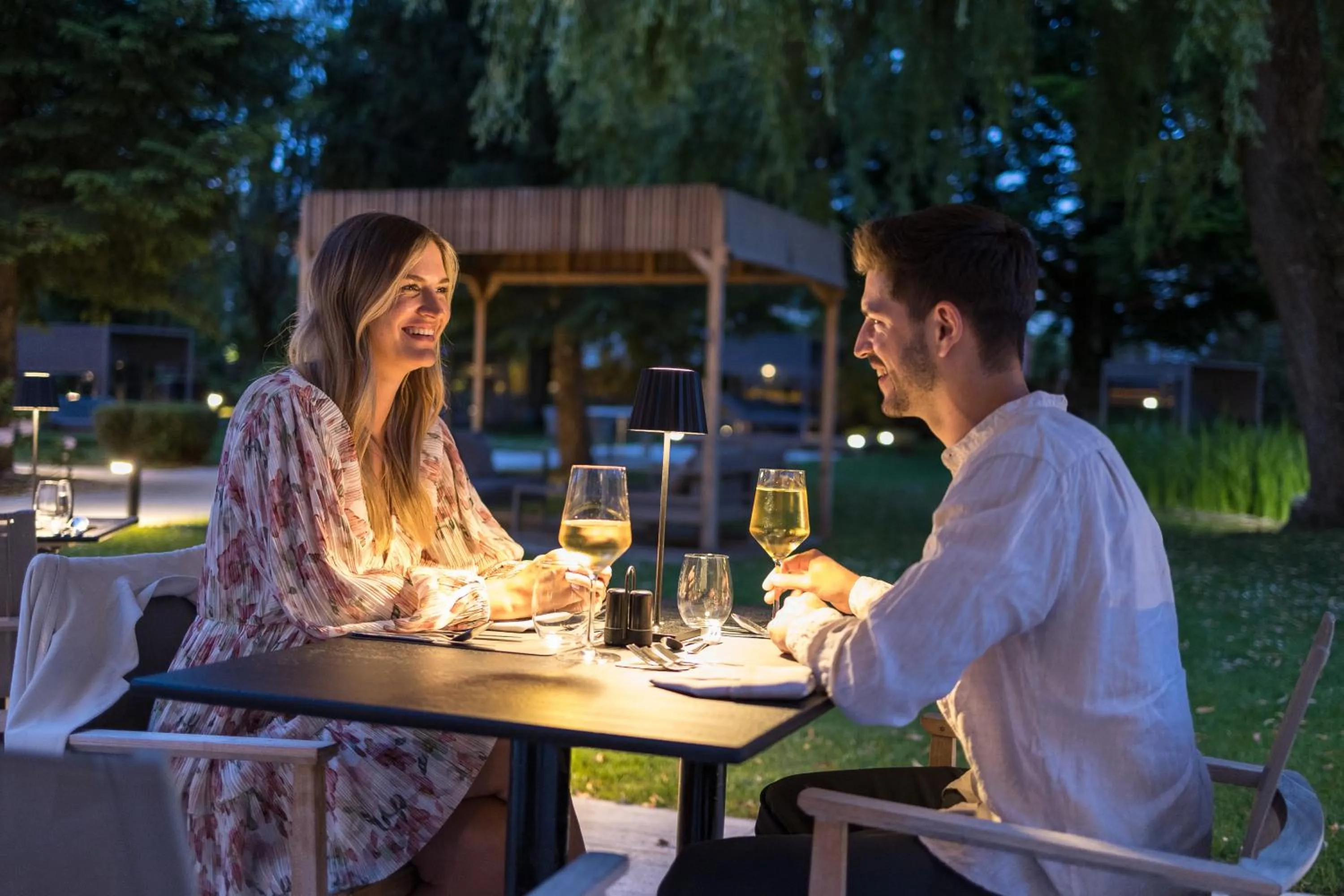 Restaurant/places to eat in Das Parkhotel