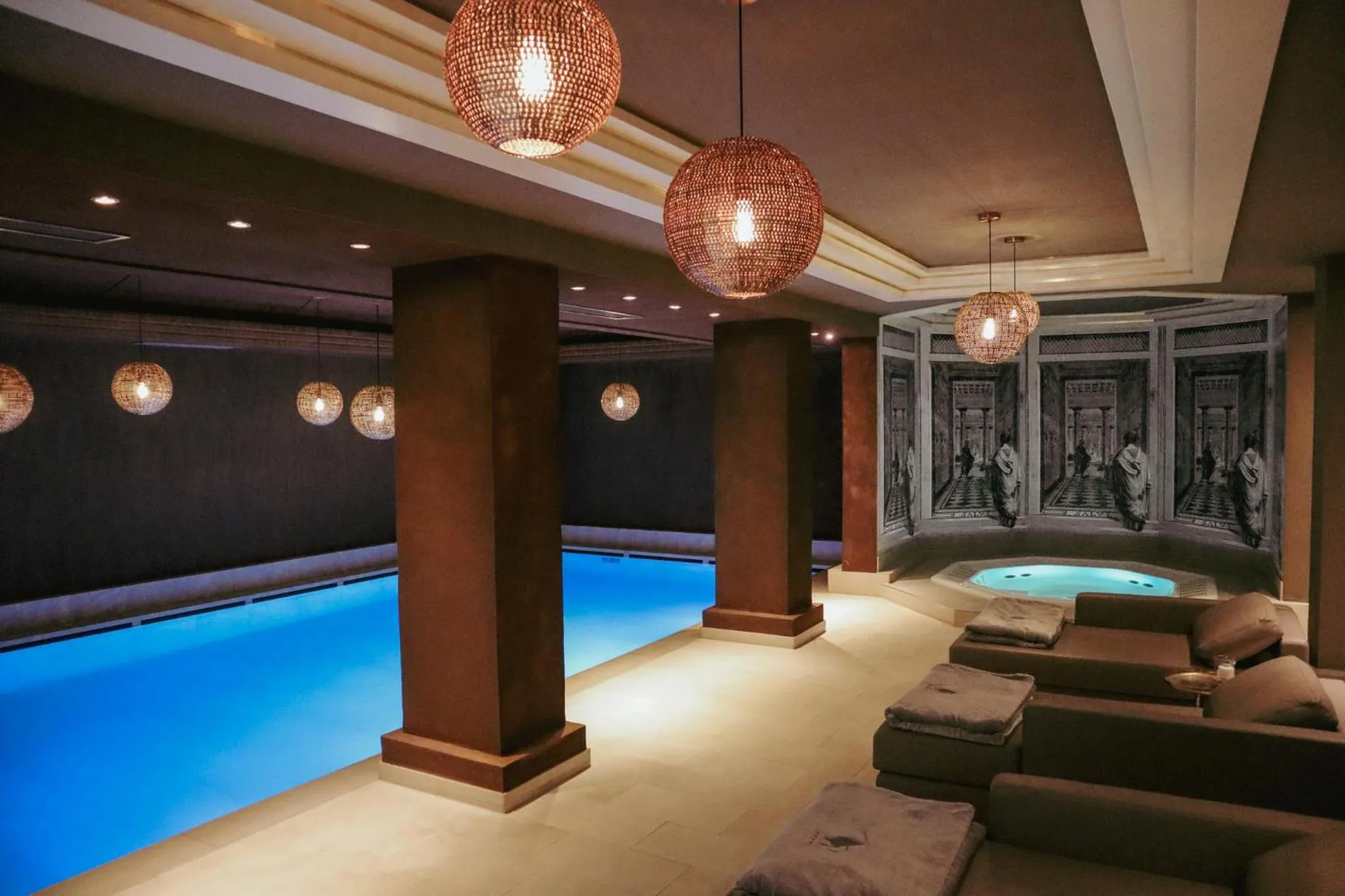 Hot Tub in Das Parkhotel