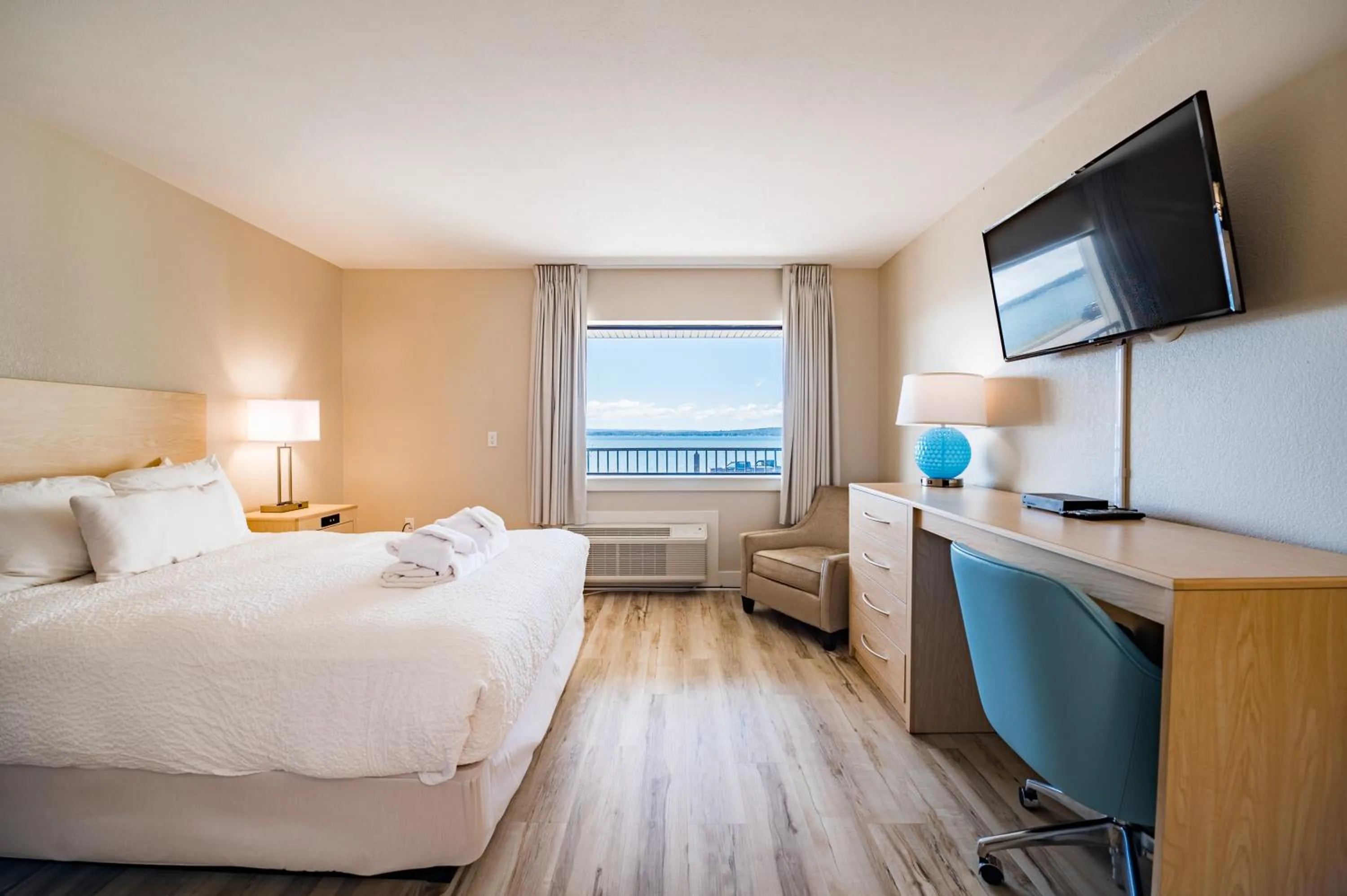 Bed in Kasa Gold Coast Inn Traverse City