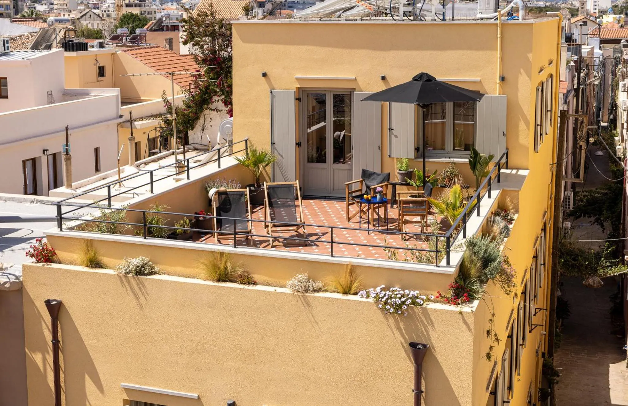 Balcony/Terrace in Flâneur