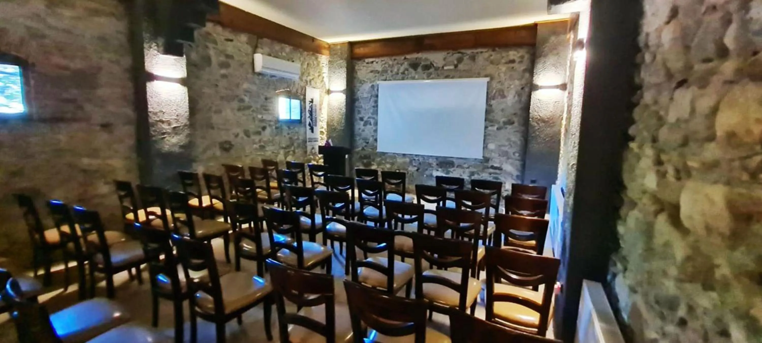Meeting/conference room in Manastırhan Otel Kazdağları
