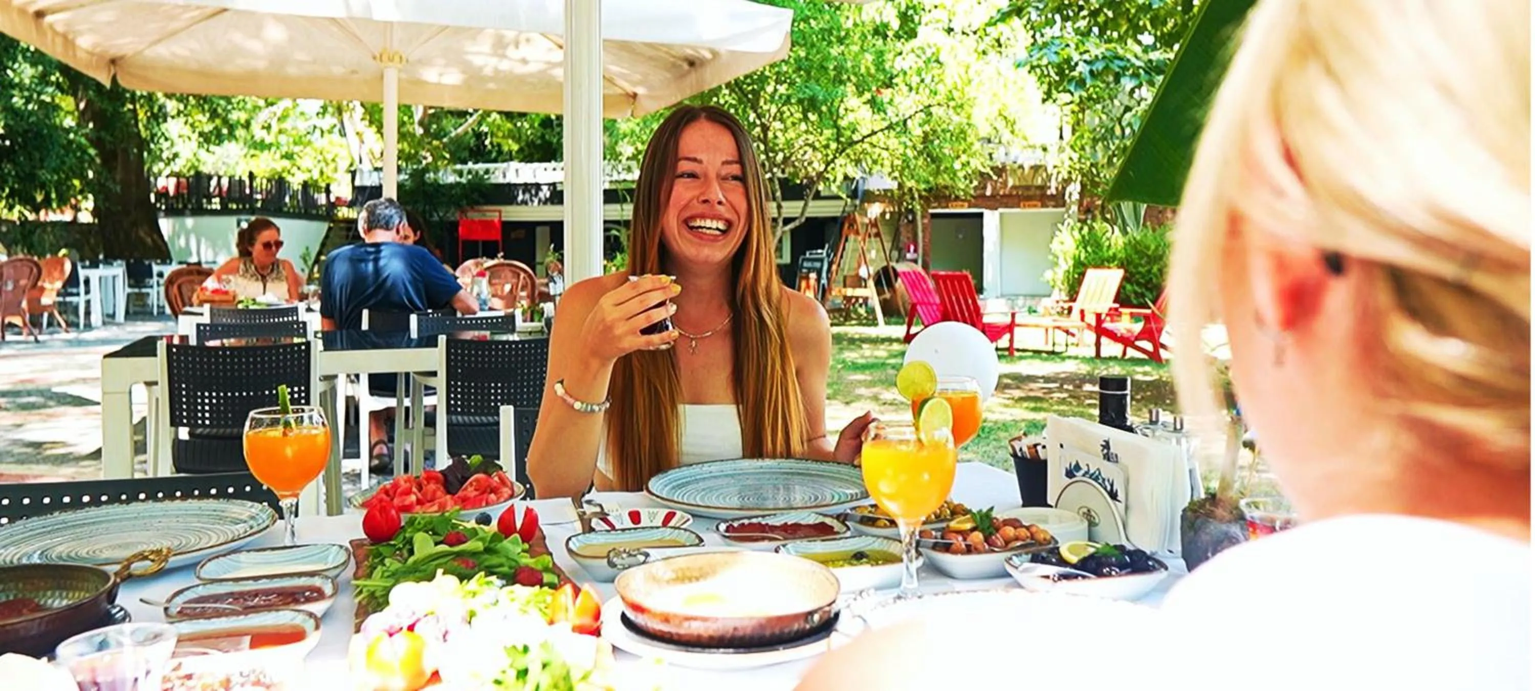 Restaurant/places to eat in Manastırhan Otel Kazdağları