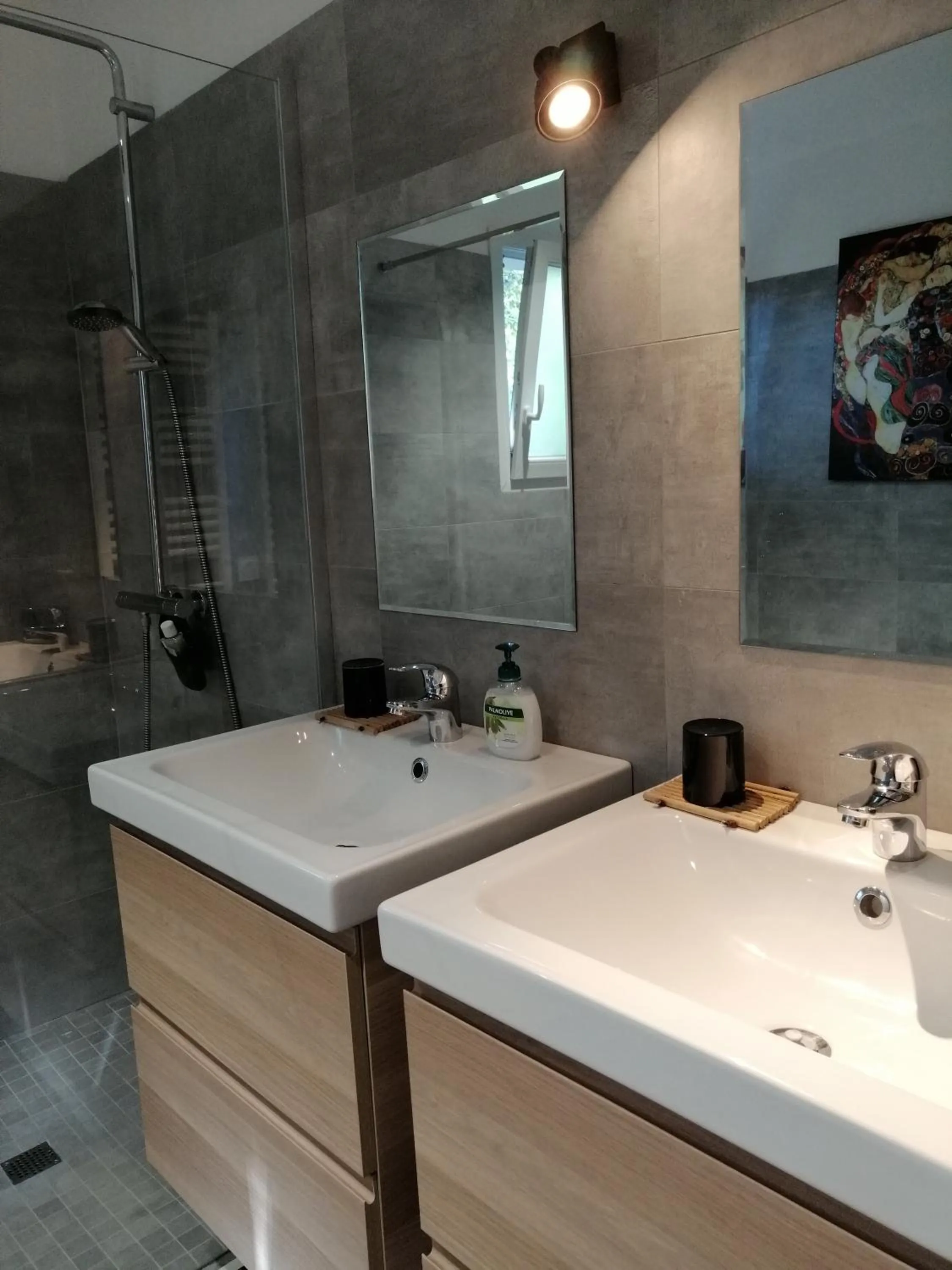 Bathroom in chambres d'hotes nuit marines