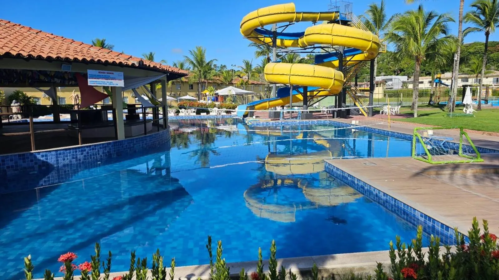 Aqua park in JL Temporadas - Quarto Portobello Park Hotel