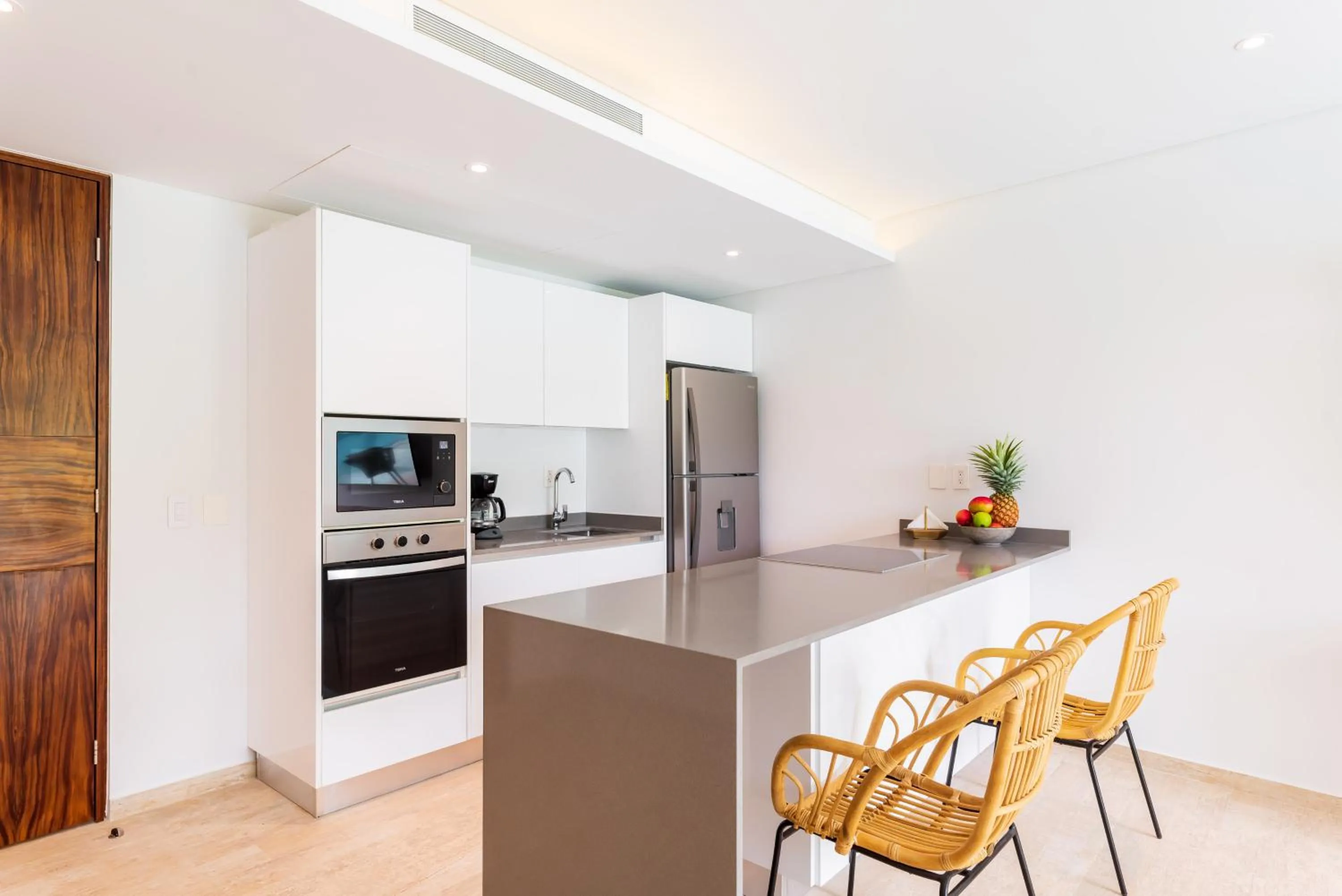 Kitchen or kitchenette in Central Park Lagunas by Sandy Powerful