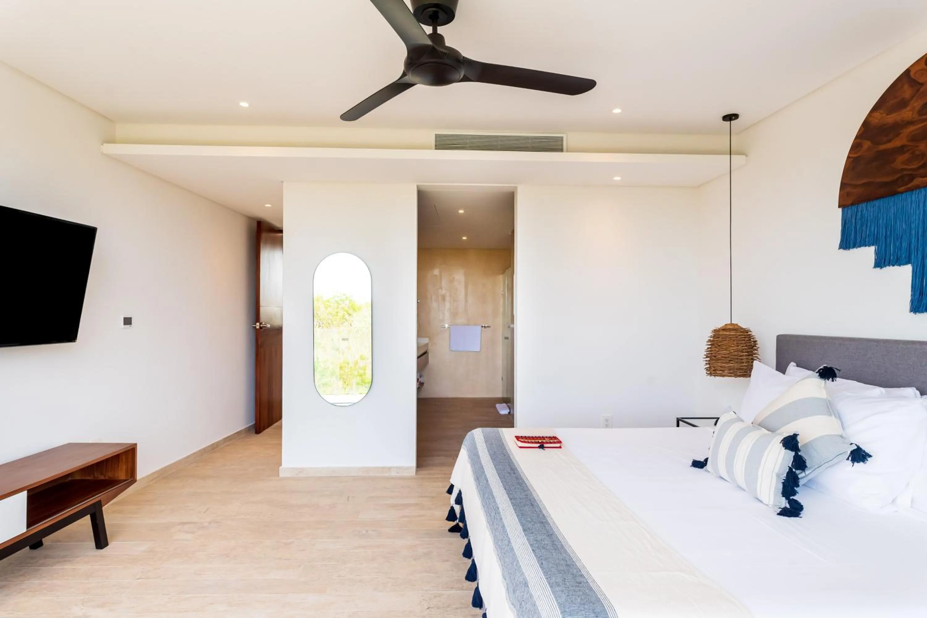 Bedroom in Central Park Lagunas by Sandy Powerful