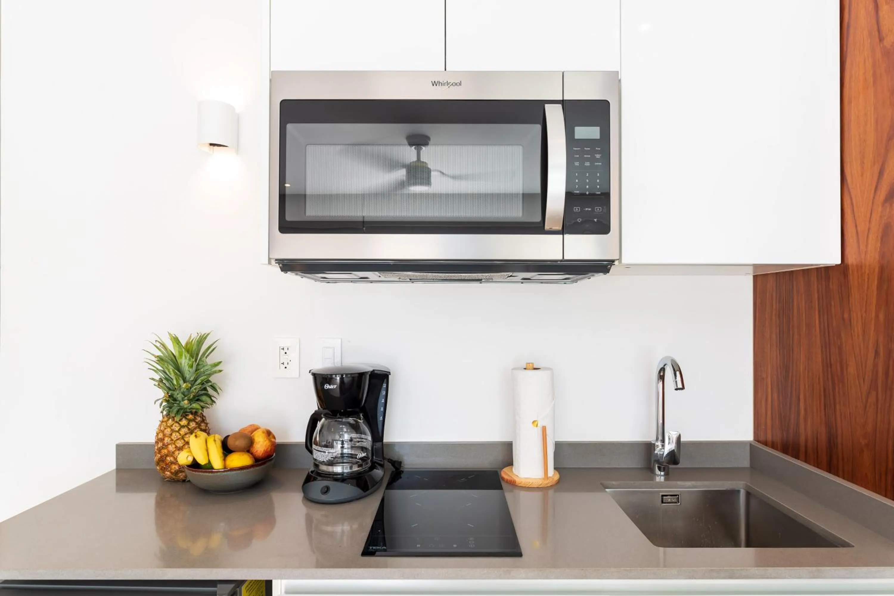 Kitchen or kitchenette in Central Park Lagunas by Sandy Powerful