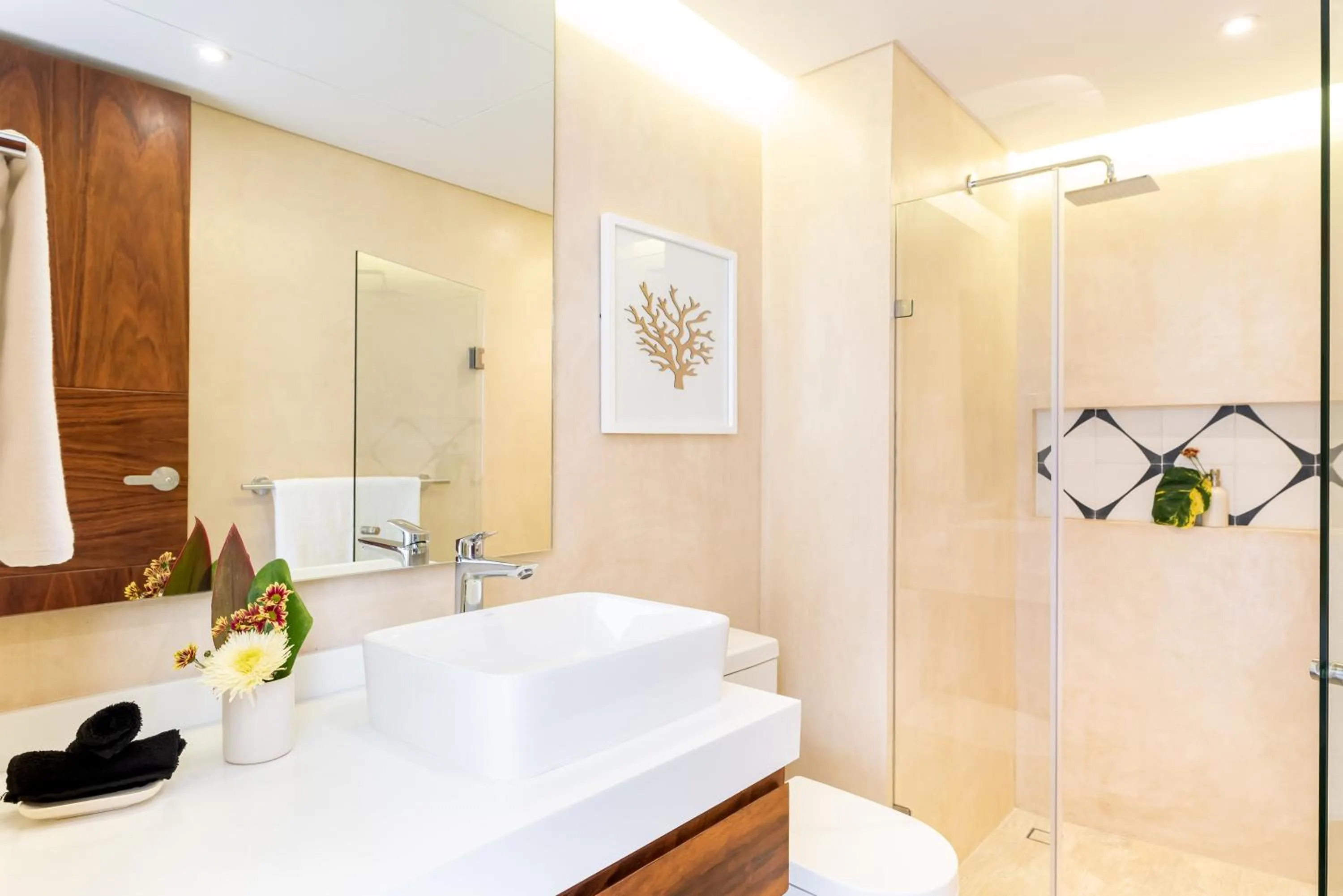 Bathroom in Central Park Lagunas by Sandy Powerful