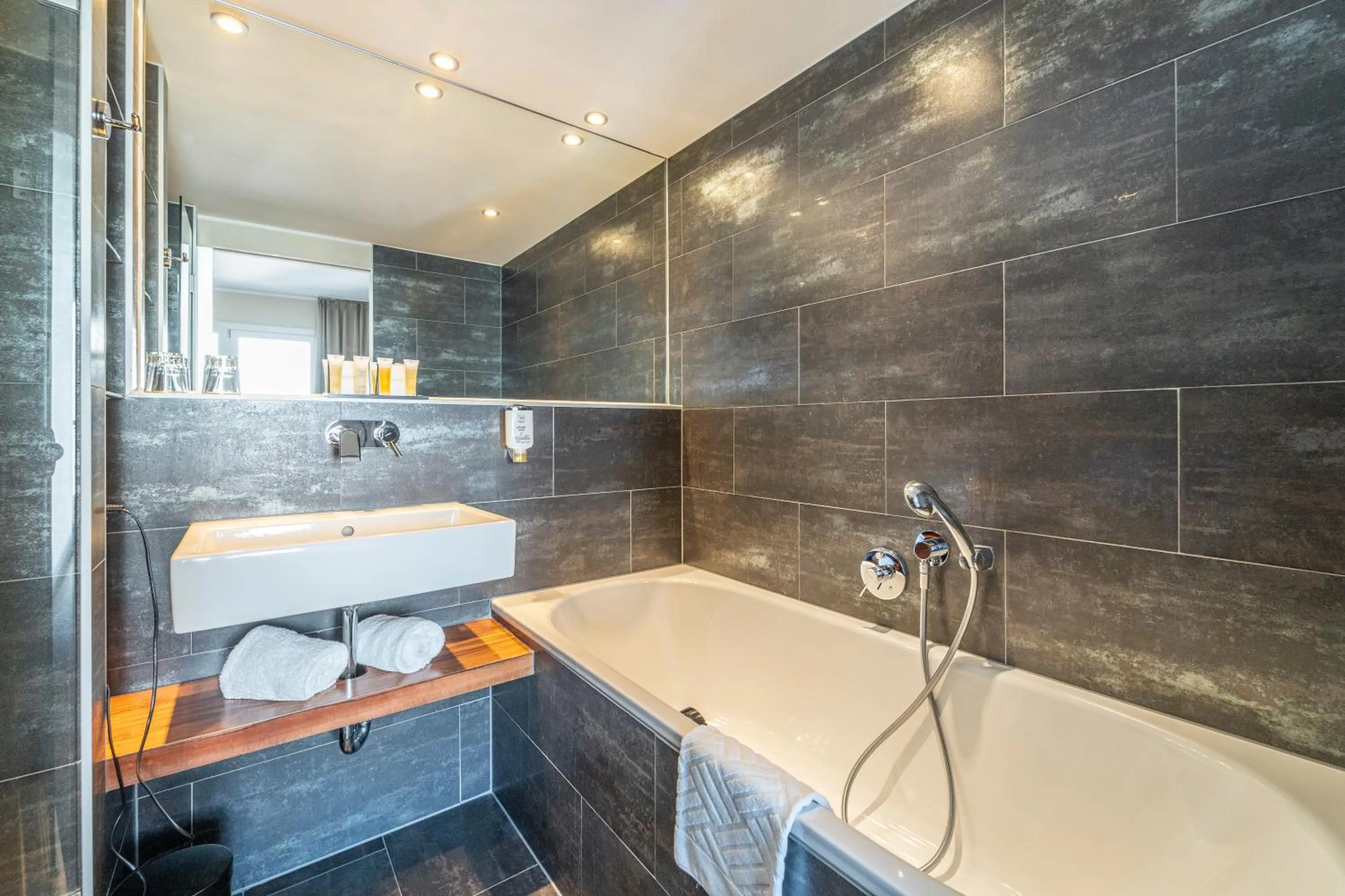 Bath in Pakat Suites