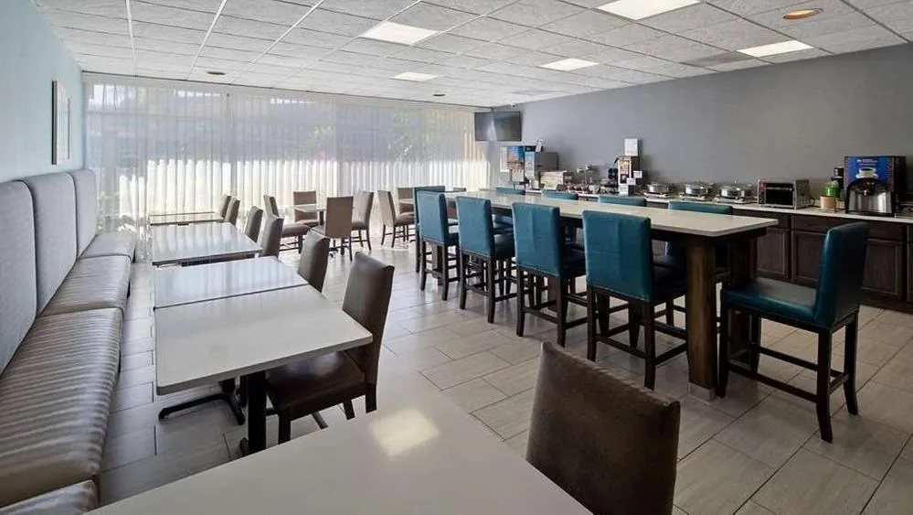 Seating area in Ramada by Wyndham Cocoa