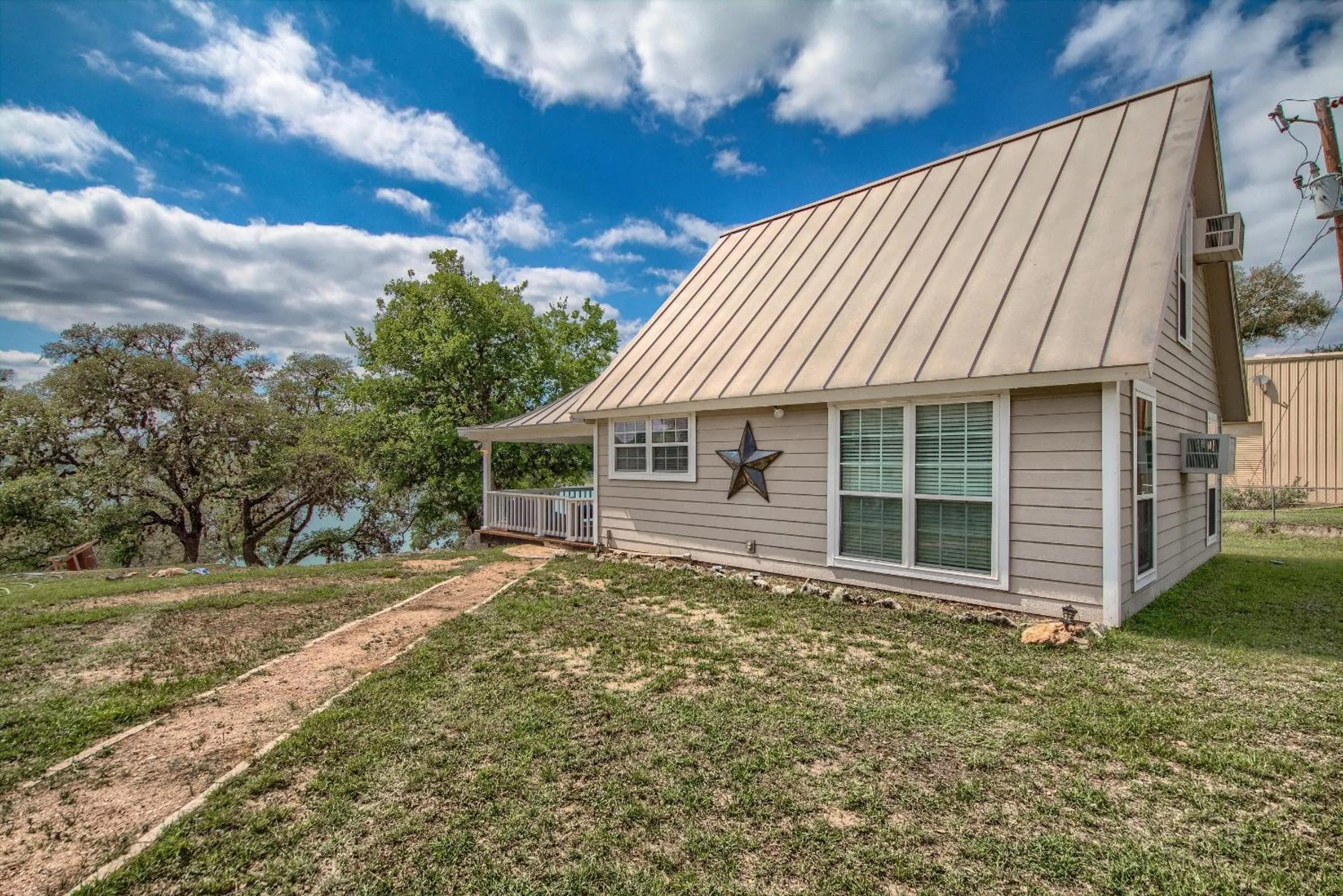 Other in CL 1105C A Shore Thing