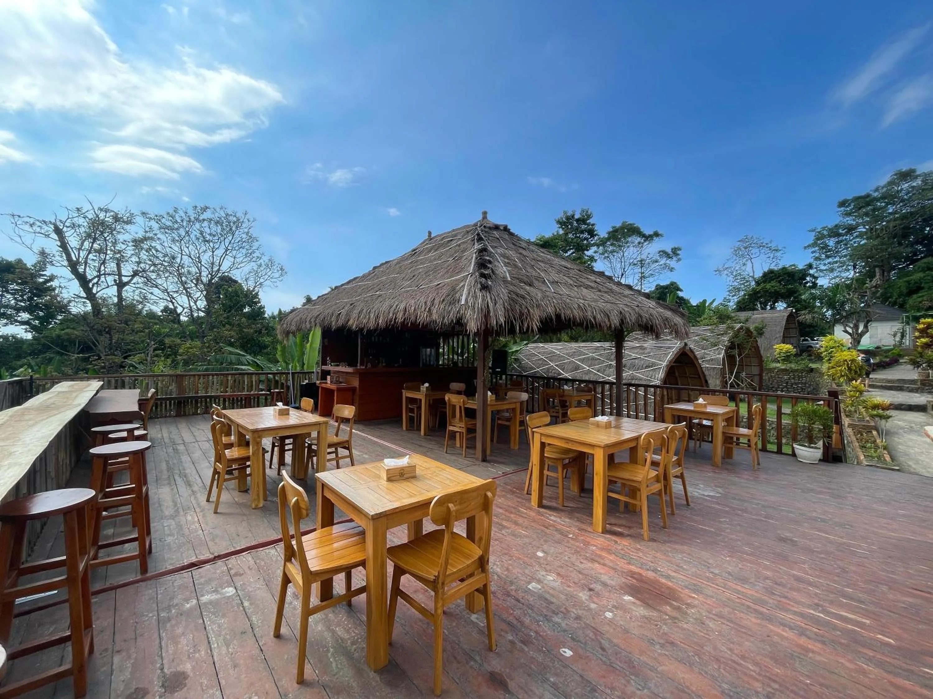 Property building in Villa Bambu Rinjani & Restaurant