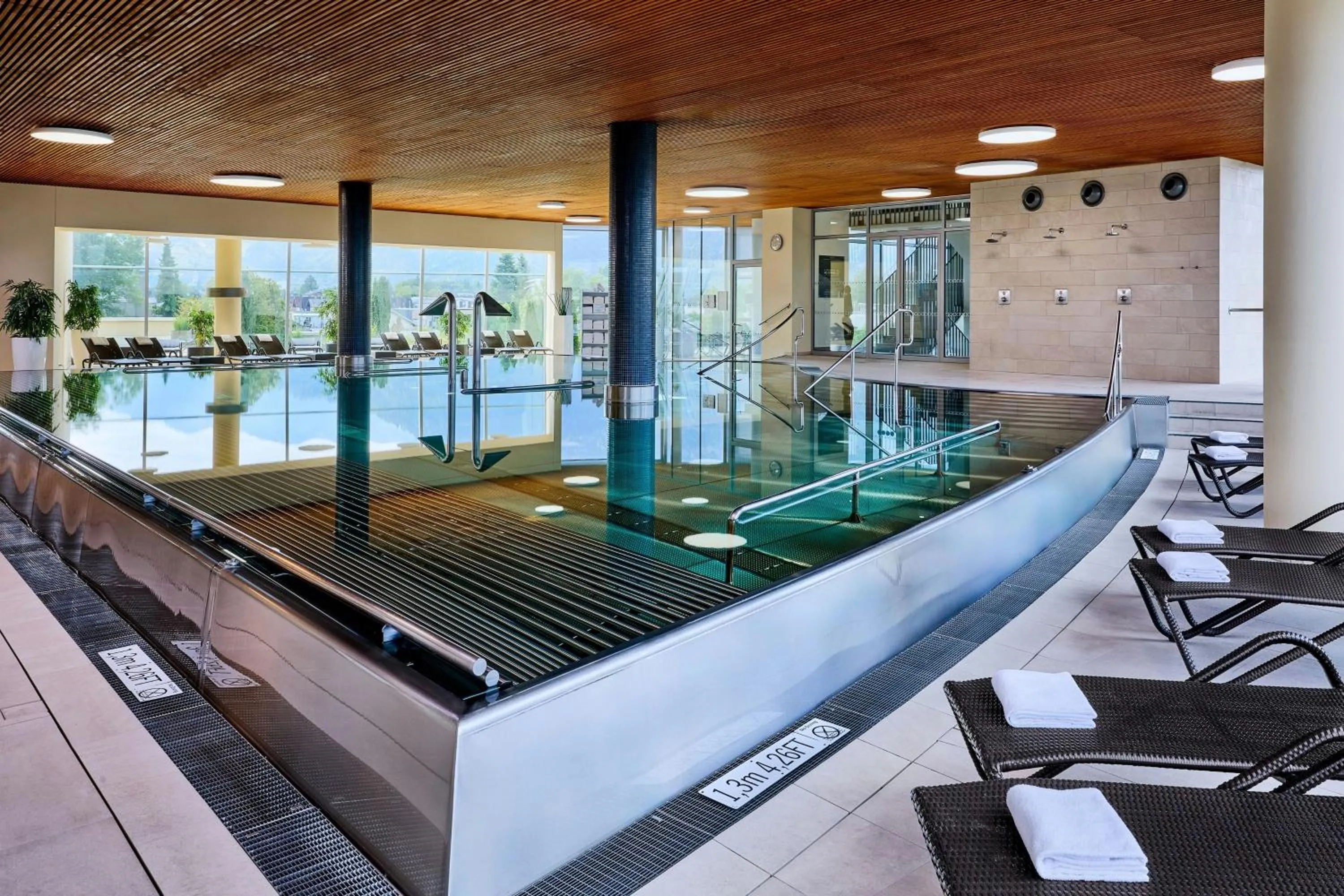 Swimming pool in Four Points by Sheraton Panoramahaus Dornbirn
