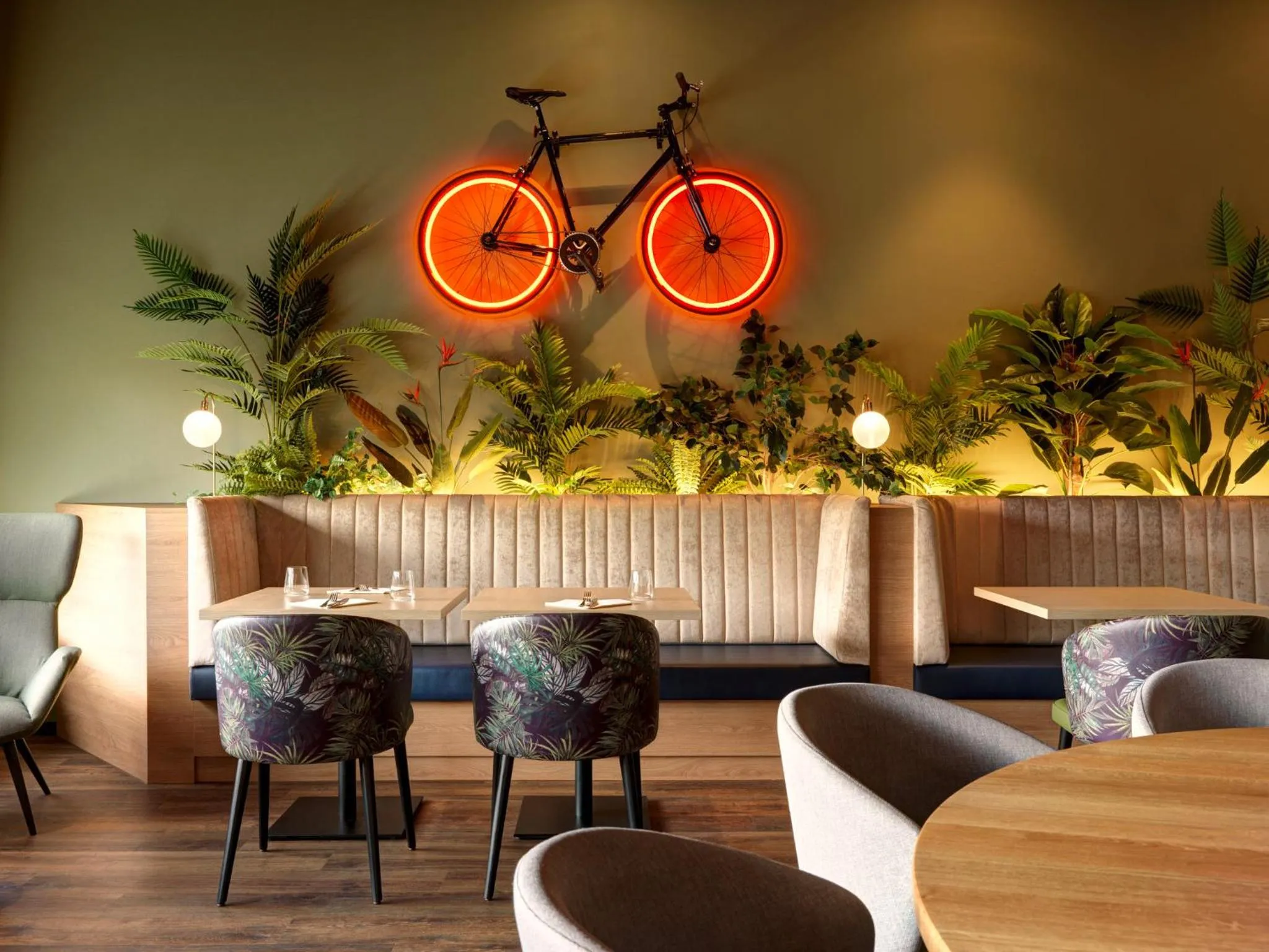 Restaurant/places to eat in Holiday Inn Bern Westside by IHG