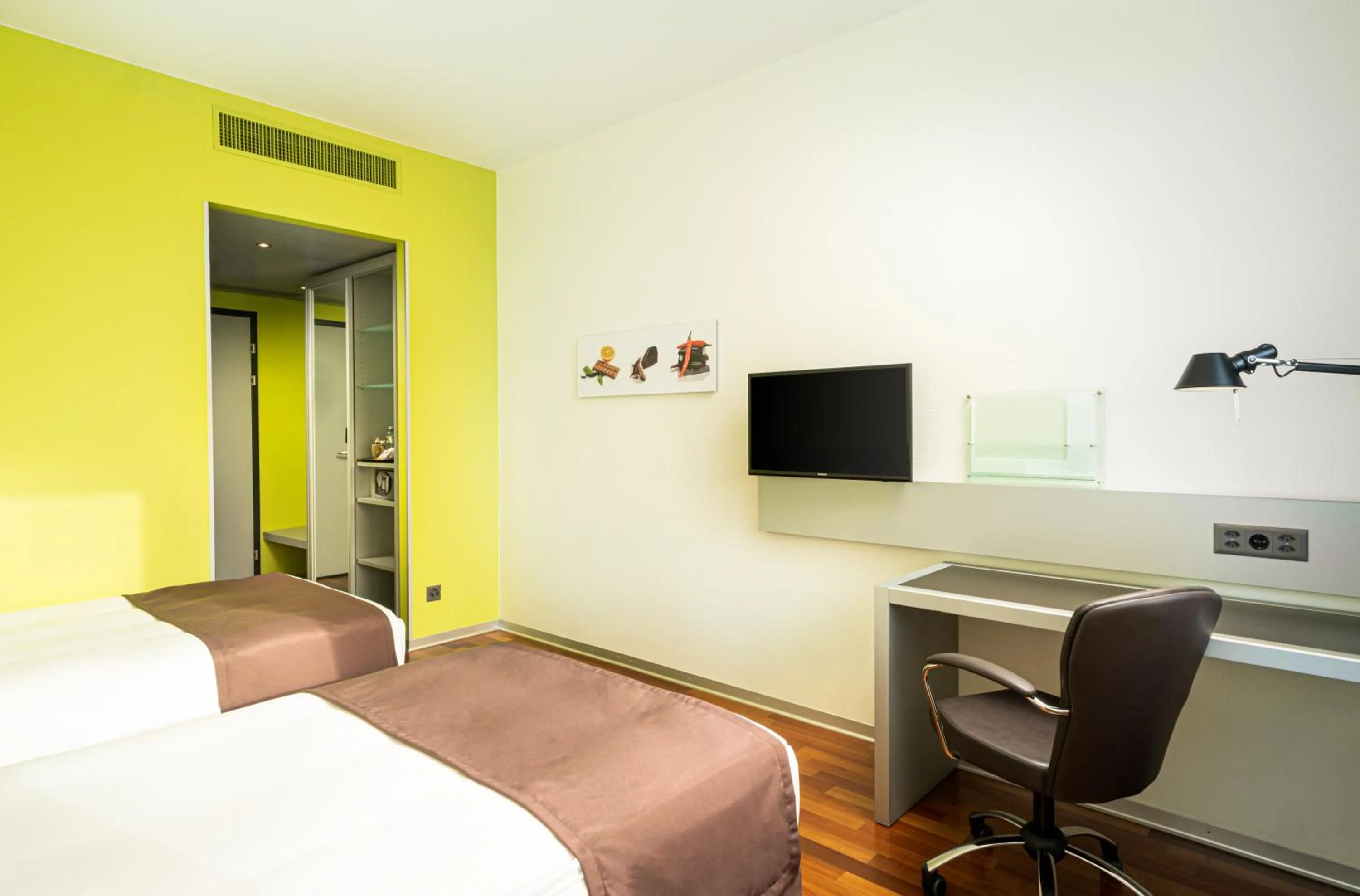Bed in Holiday Inn Bern Westside by IHG