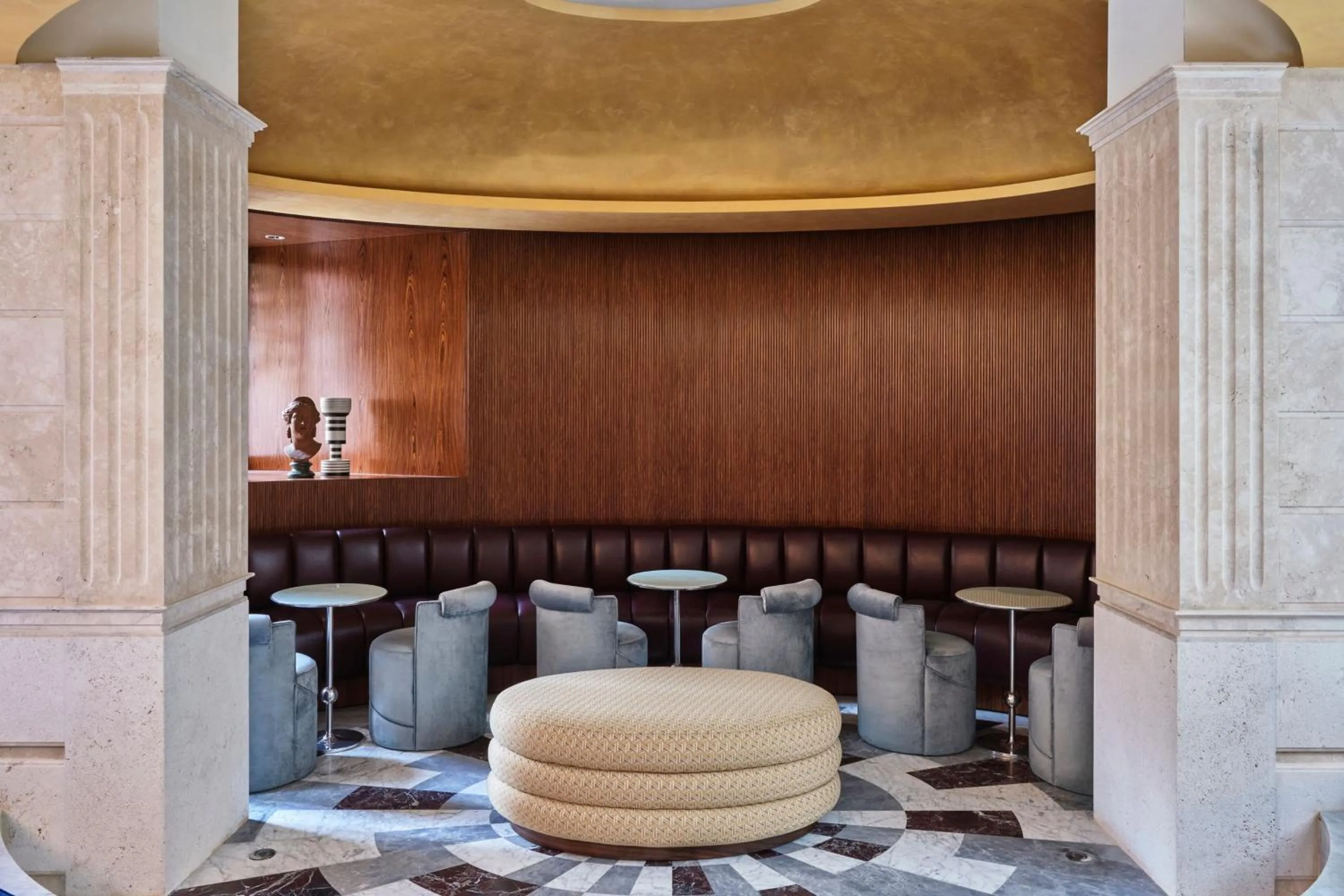 Restaurant/places to eat in W Rome