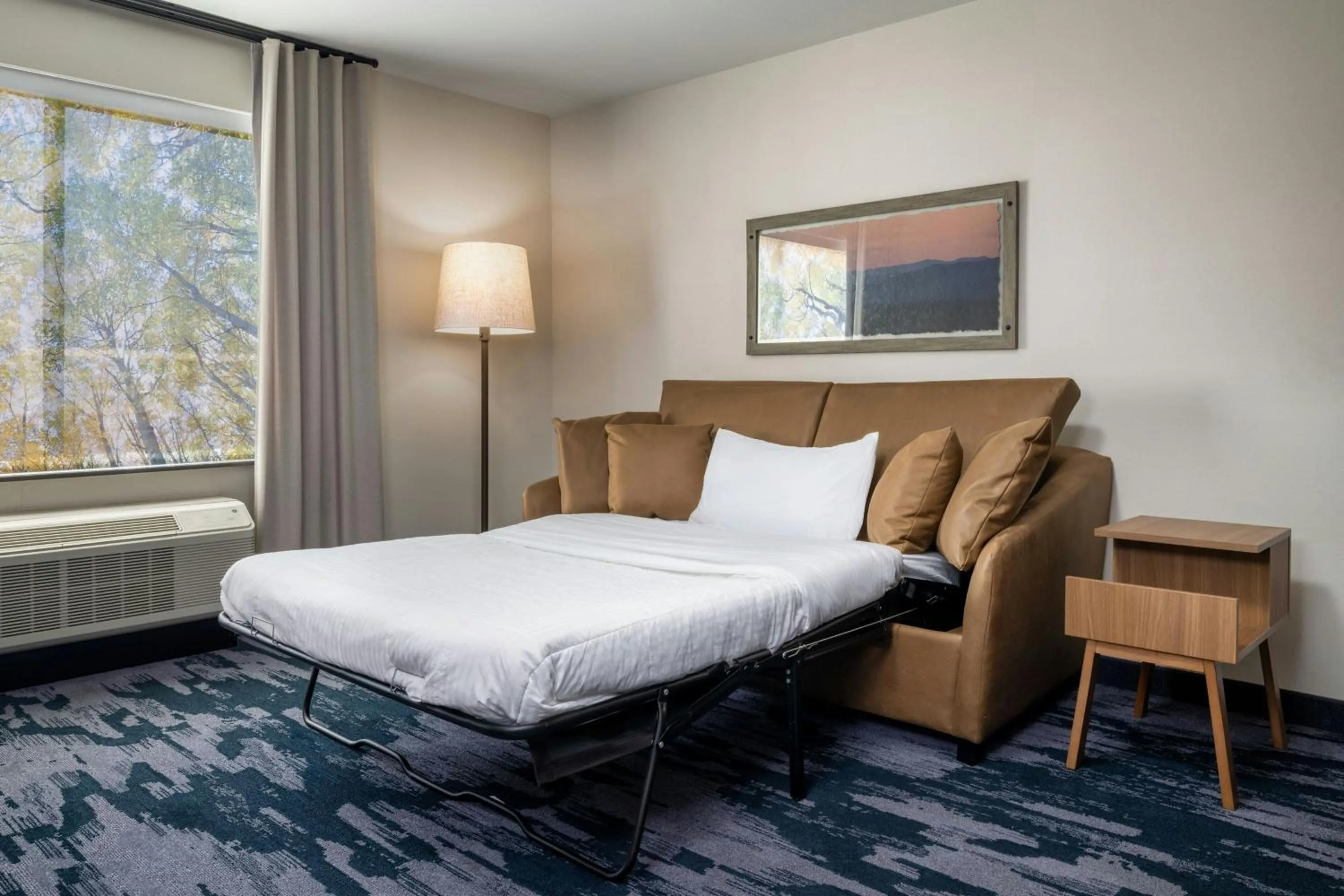 Photo of the whole room, Bed in Fairfield by Marriott Inn & Suites Louisville Shepherdsville