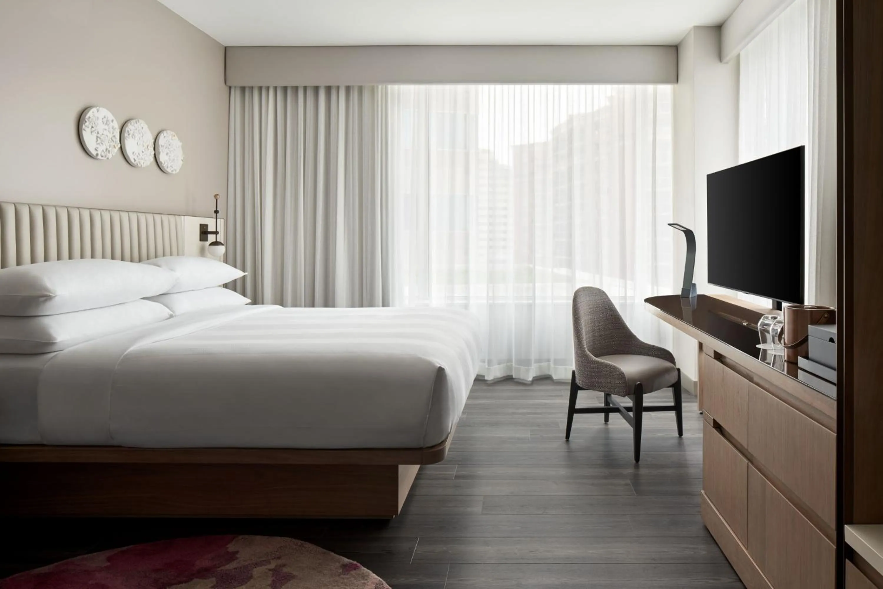 Photo of the whole room, Bed in Marriott Bethesda Downtown at Marriott HQ