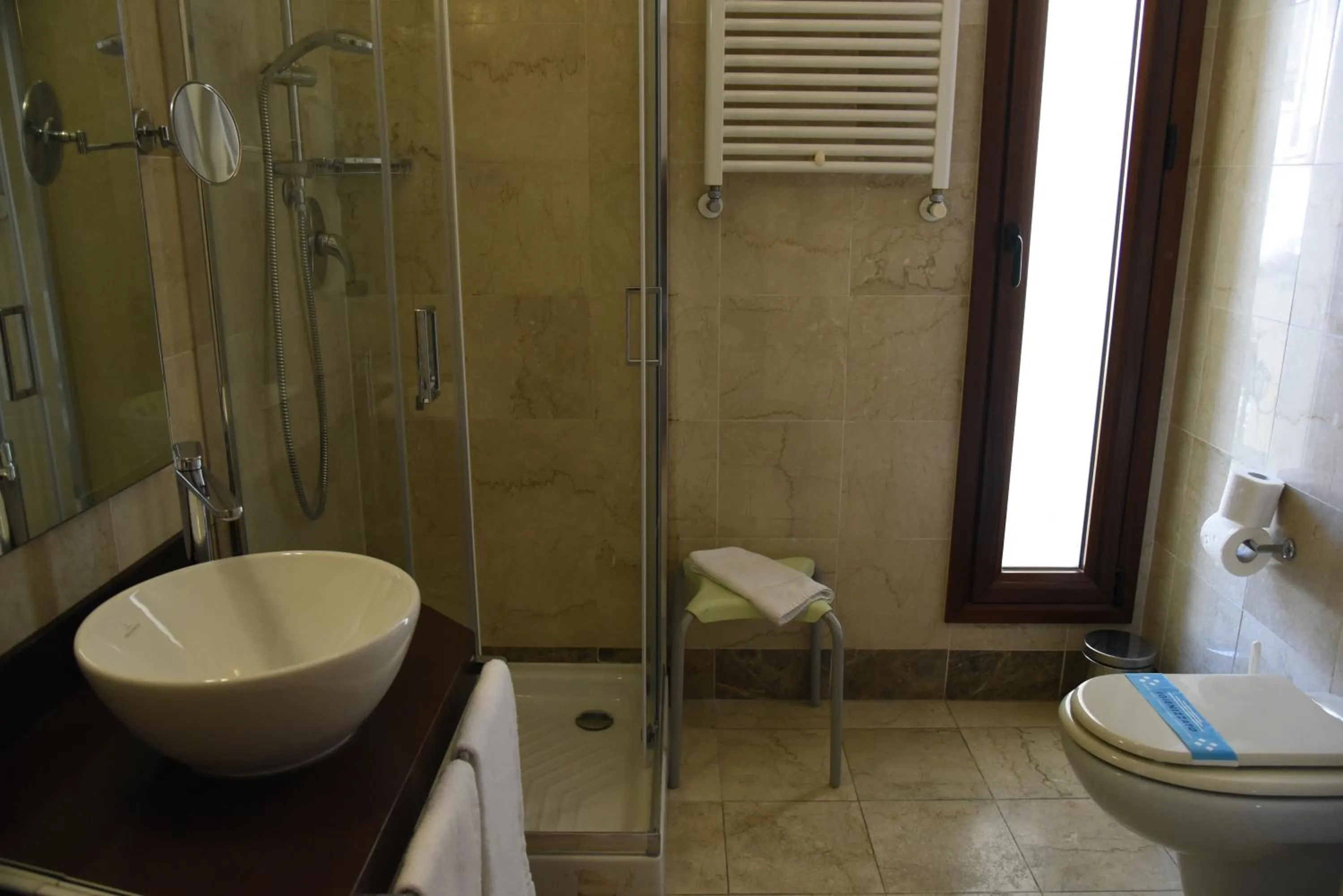 Toilet in HOTEL DUCA D'AOSTA