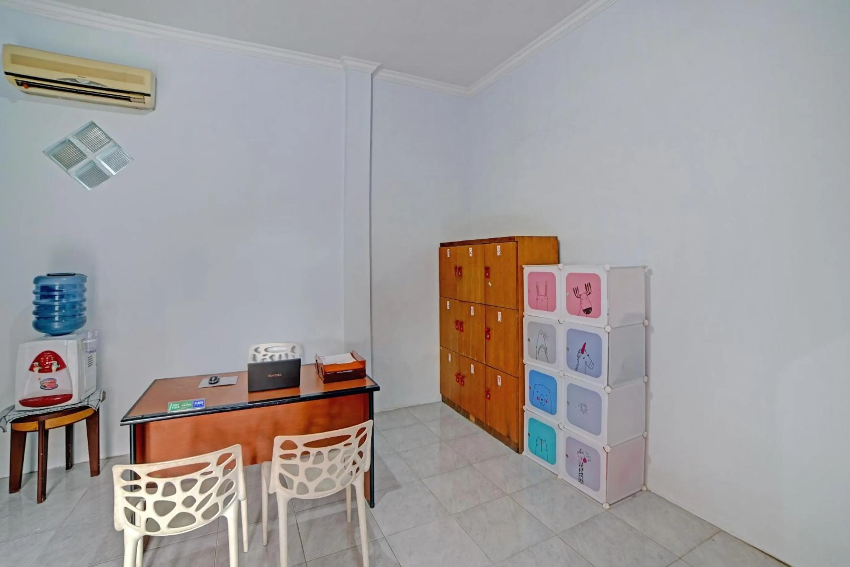 Lobby or reception in Hotel O Madina Residence Syariah